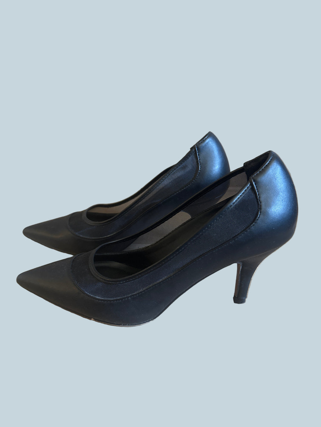 Tray Women Heeled Pump Shoe. Like New. Size 8