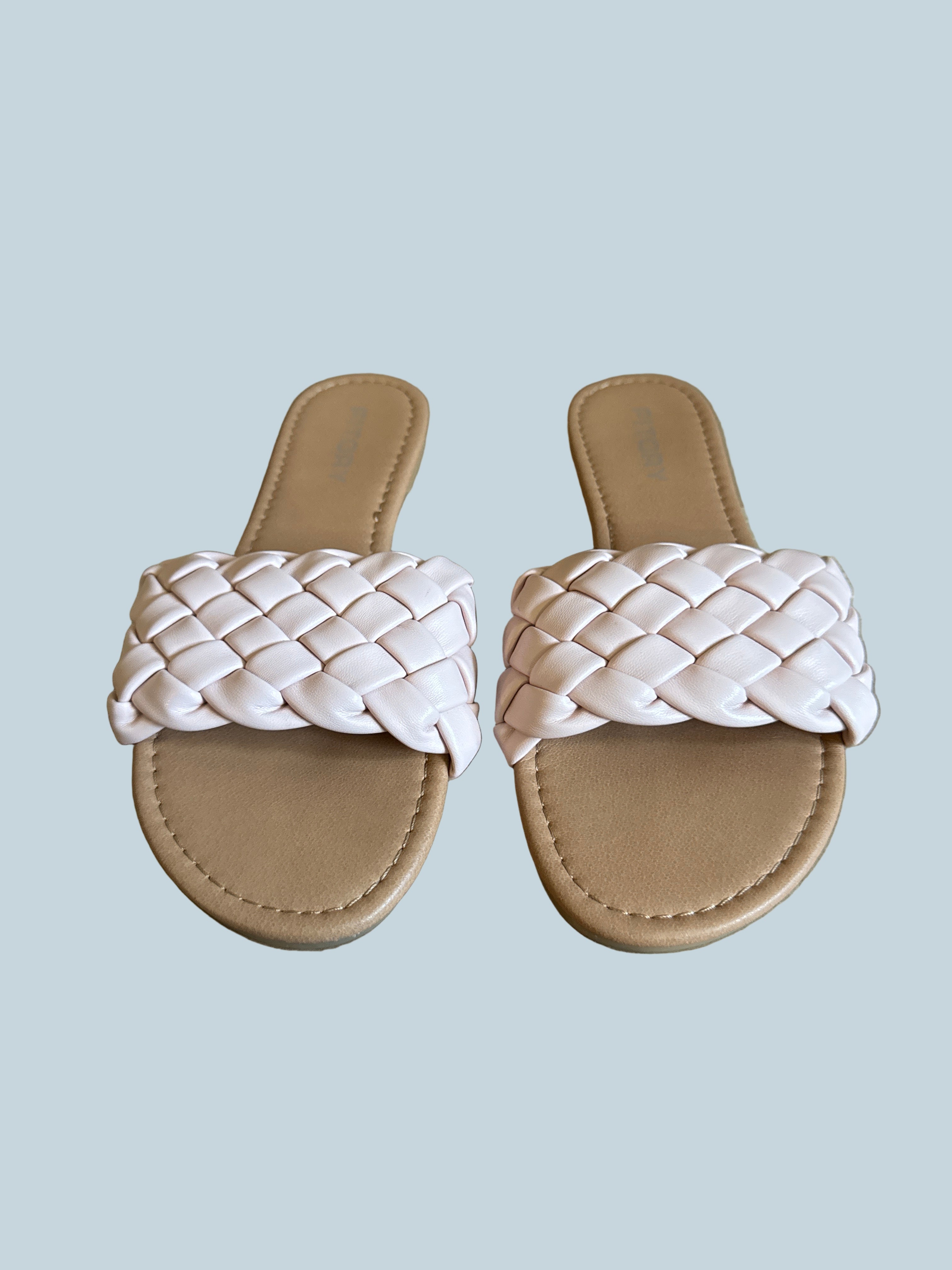 Fitory Women Braided Slide Shoe Sandals. Secondhand. Size 9