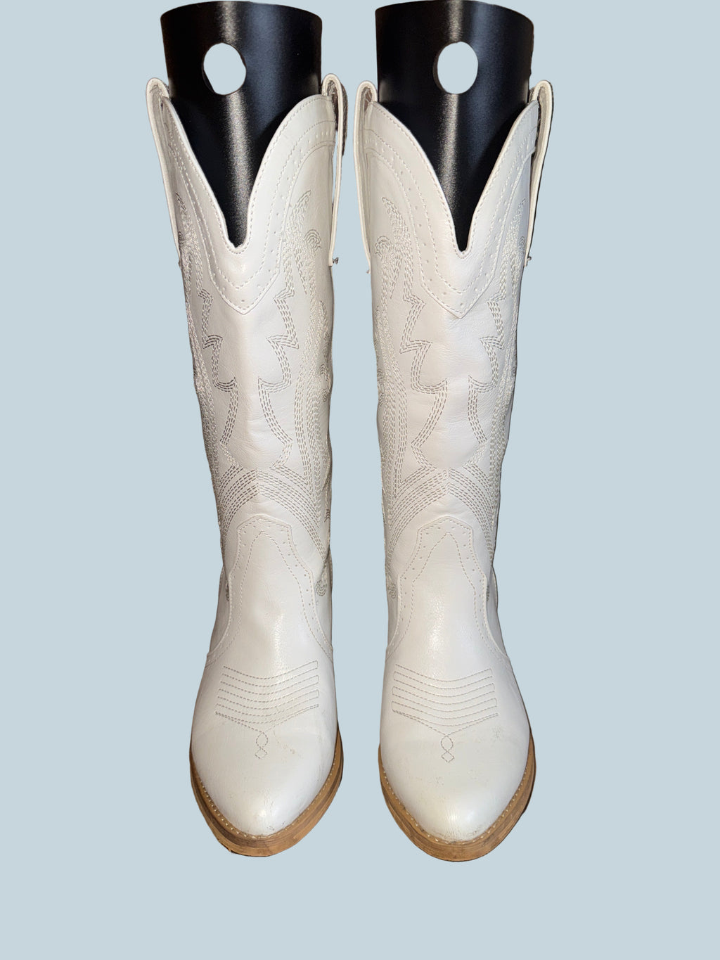 Rollda Women Cowboy Boots. Secondhand. Size 7.5