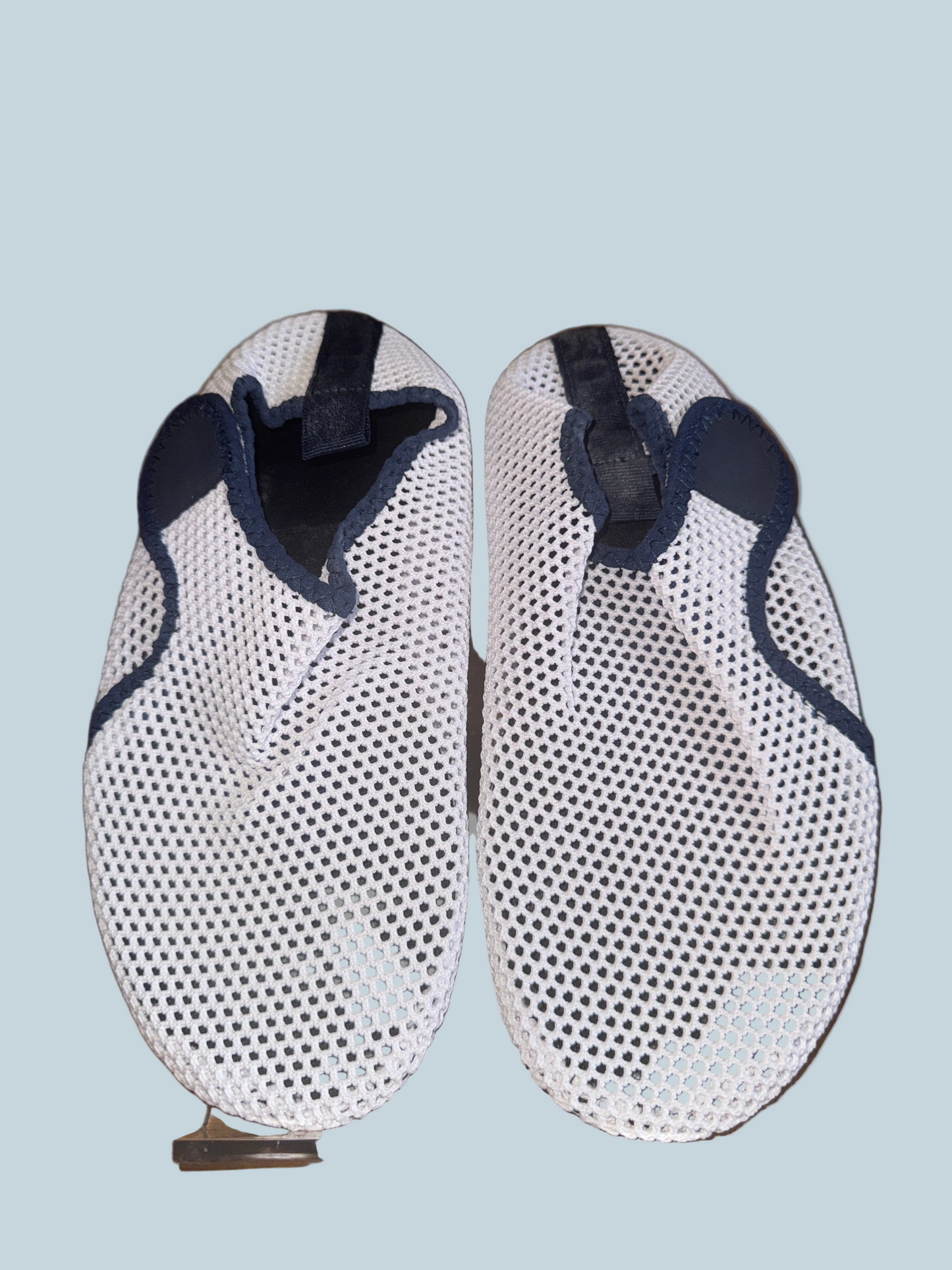 Men Women Water Shoe. Like new. Size 39