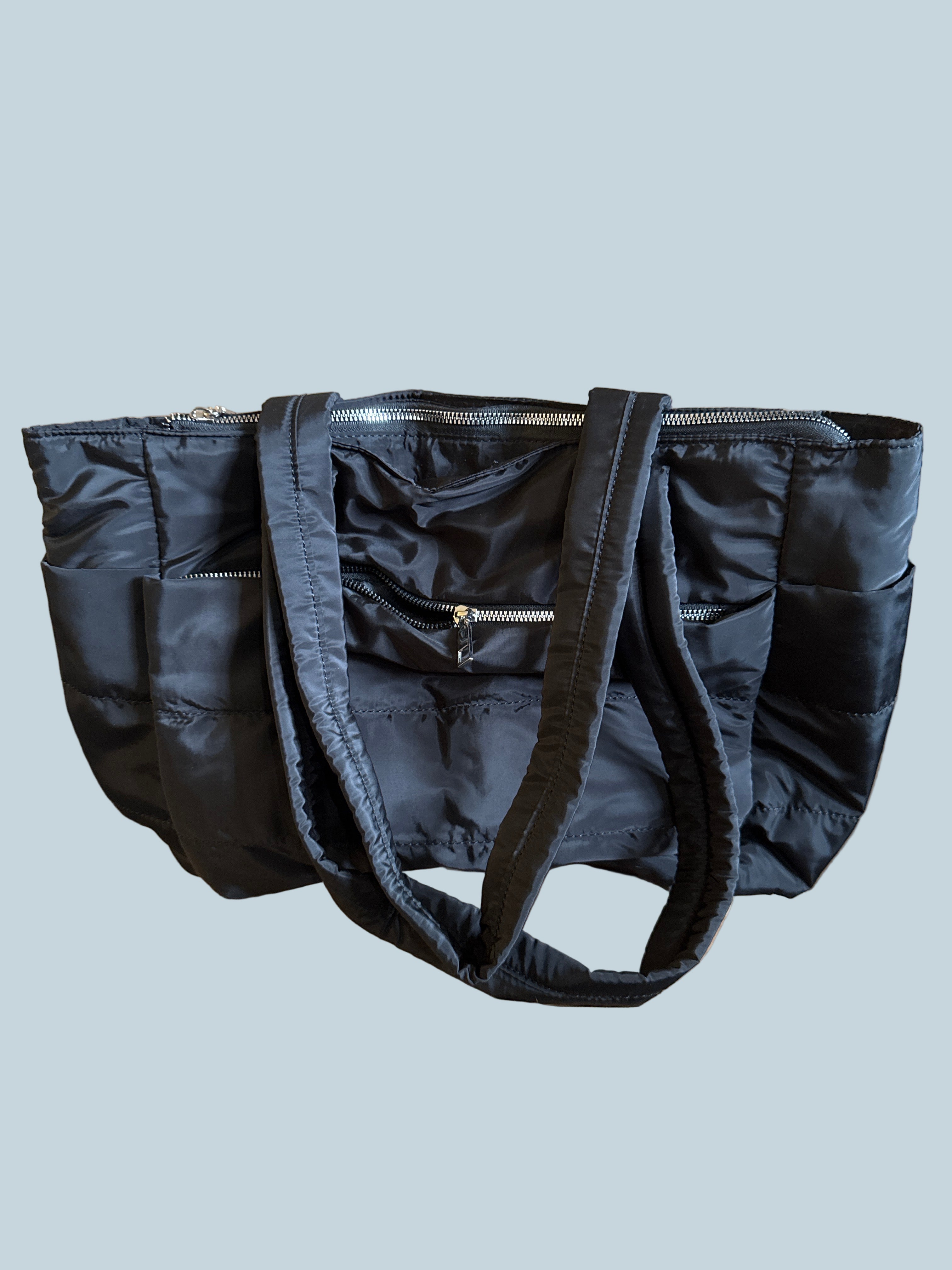 Quilted Puff Multi Pocket bag. Like New.