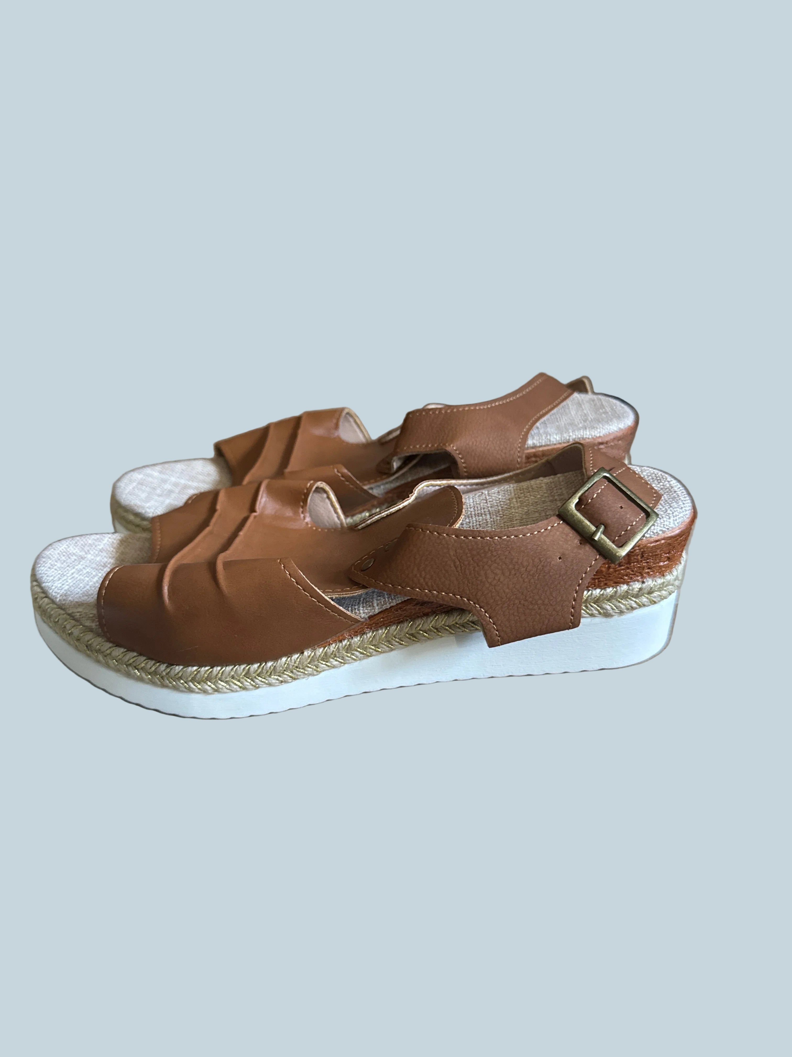 Women Wedge Slide Sandals. Size 40