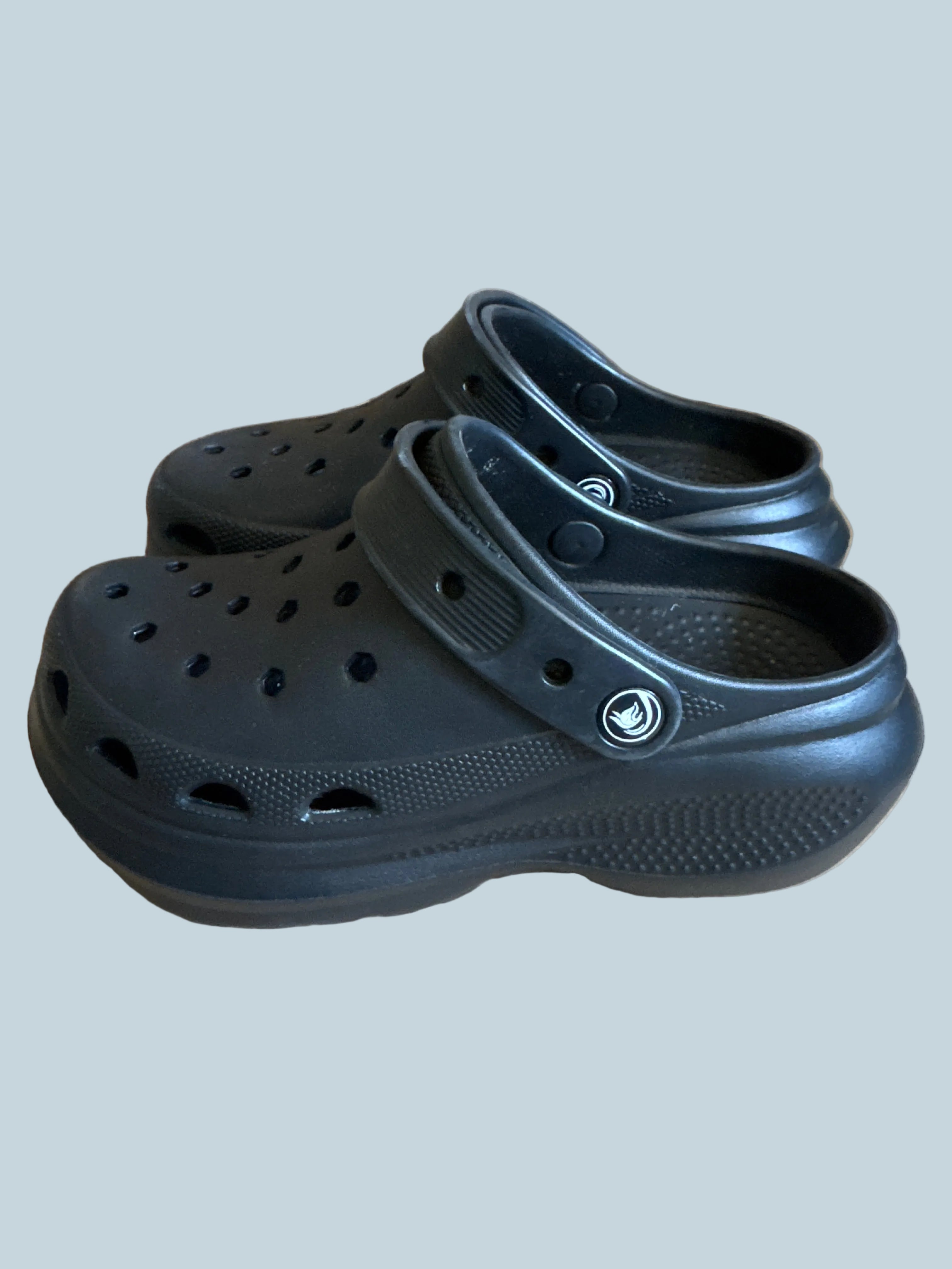 Crocs Women Slide shoe Sandals. Size 5