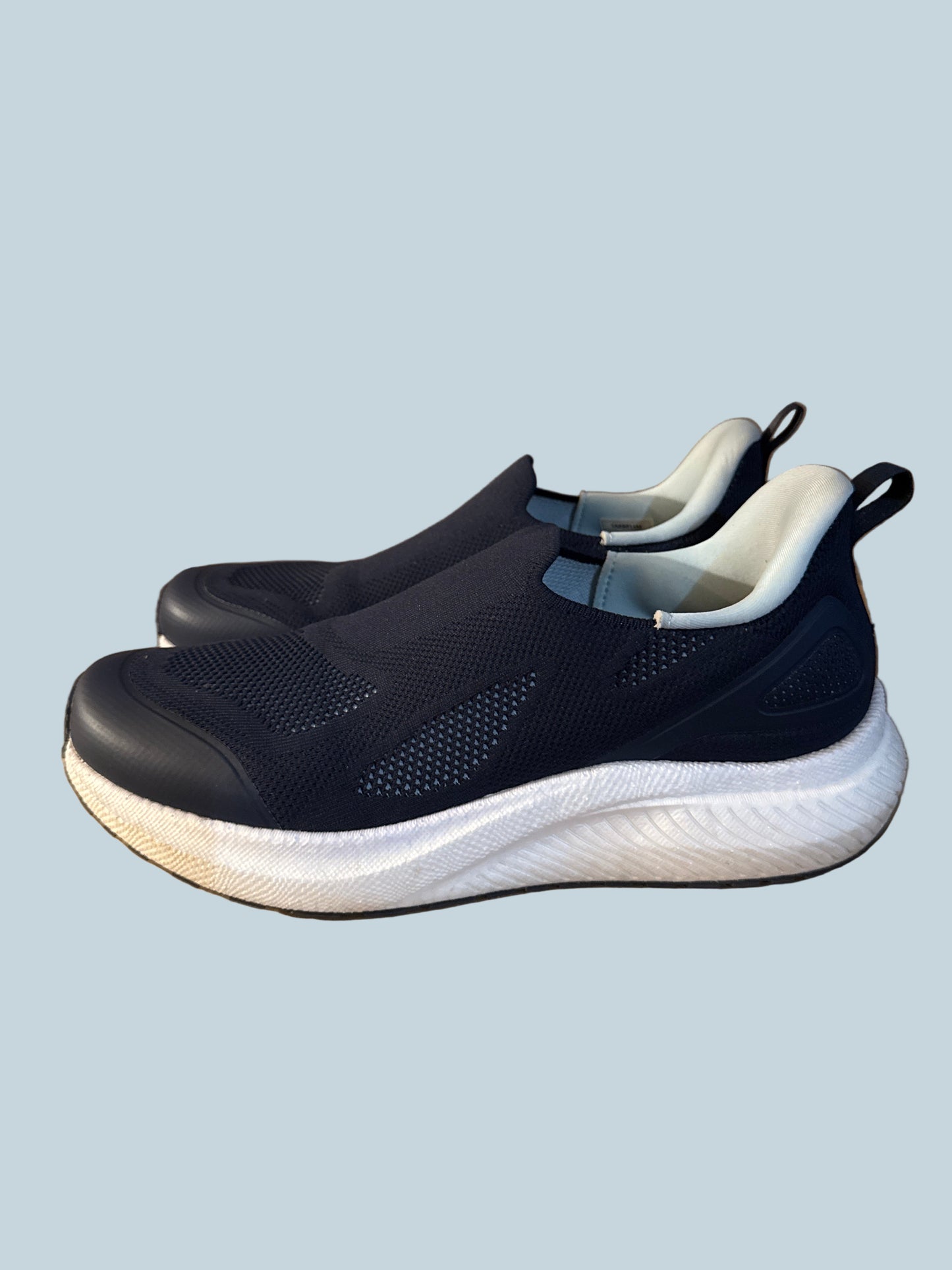 Allswifit. Women Slip-on Walking Shoe. Like New. Men Size 9