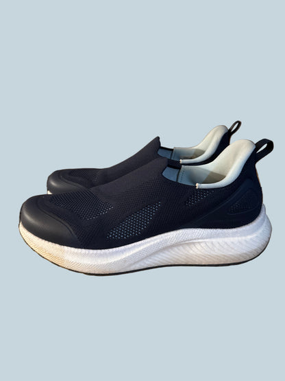 Allswifit. Women Slip-on Walking Shoe. Like New. Men Size 9