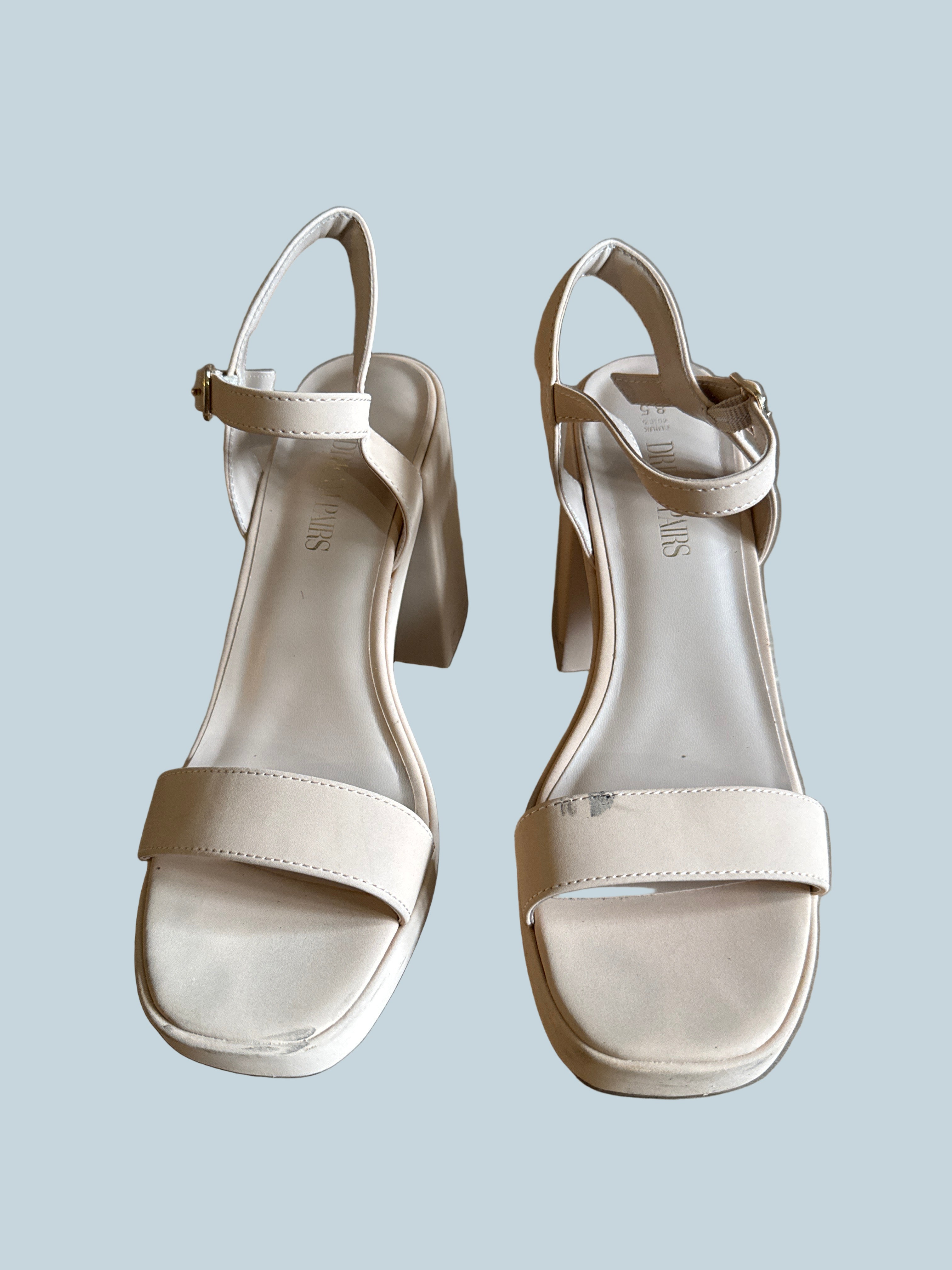 Dream Pairs Heeled Shoe Sandals. Second hand. Size 8.5