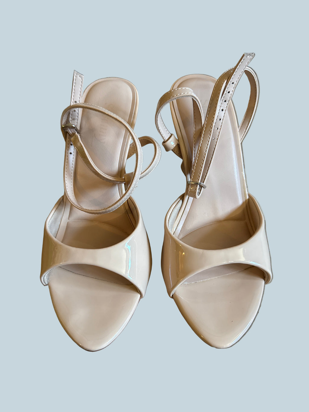 Susan Women Heeled Shoe Sandals Like New. Size 6