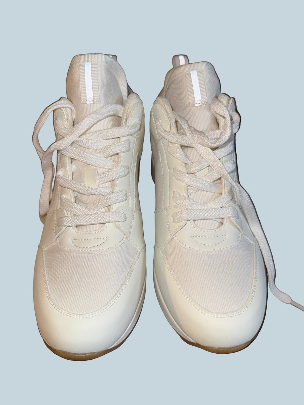 Women Fashion Wedge Shoe Sneakers. Like New. Size 10