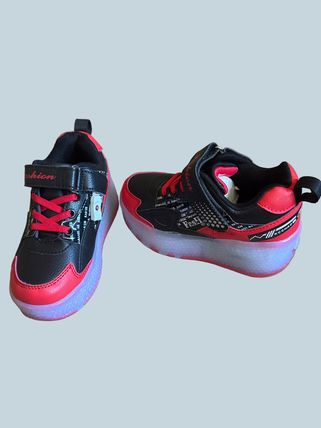 Kids Fashion Wheeled USP Charging Light Up Boys Shoe Sneakers. Like New. Kid Size 11.5