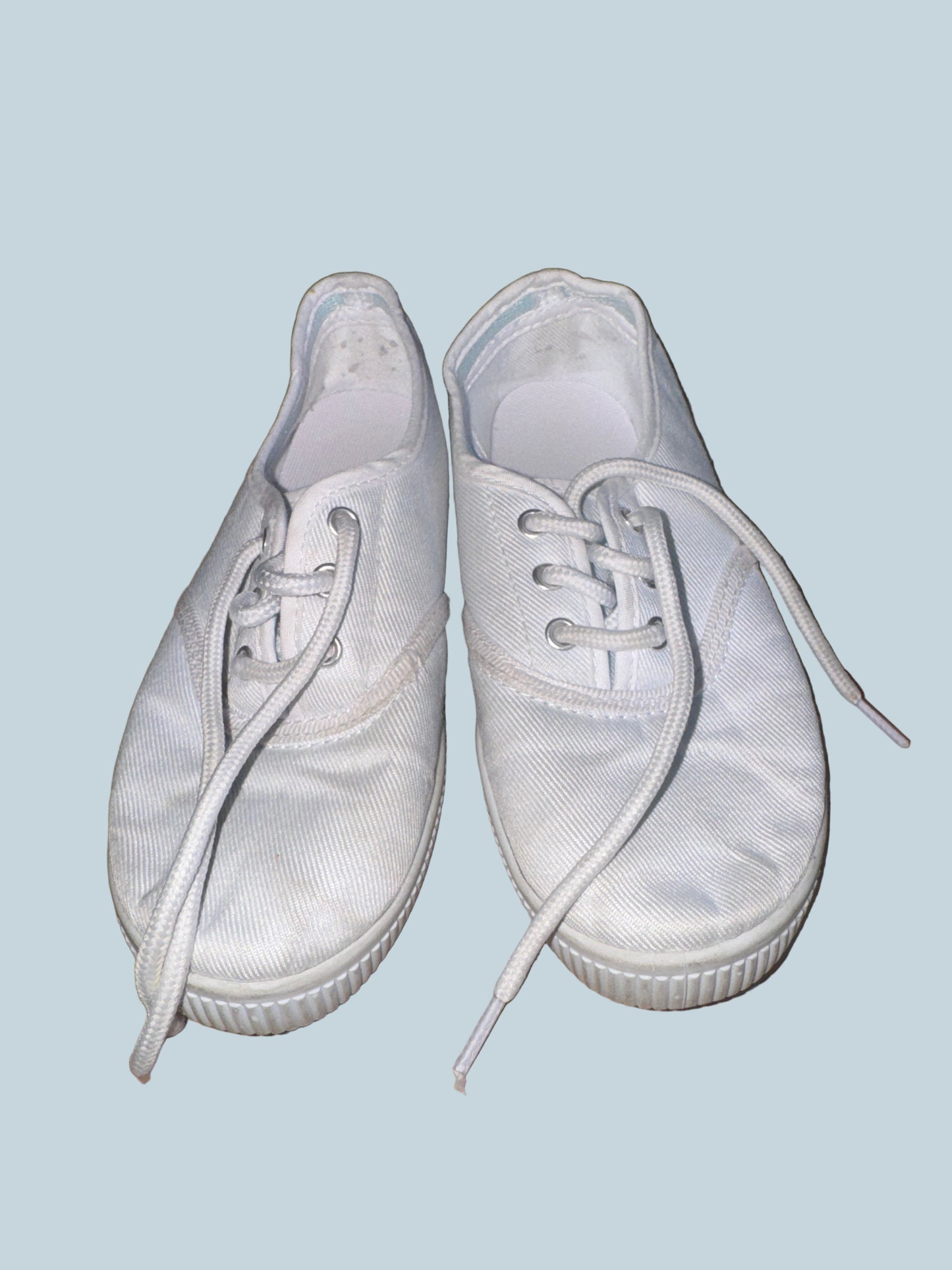 Kids Boys Girls Canvas Shoe Sneakers. Secondhand. Size kids 30