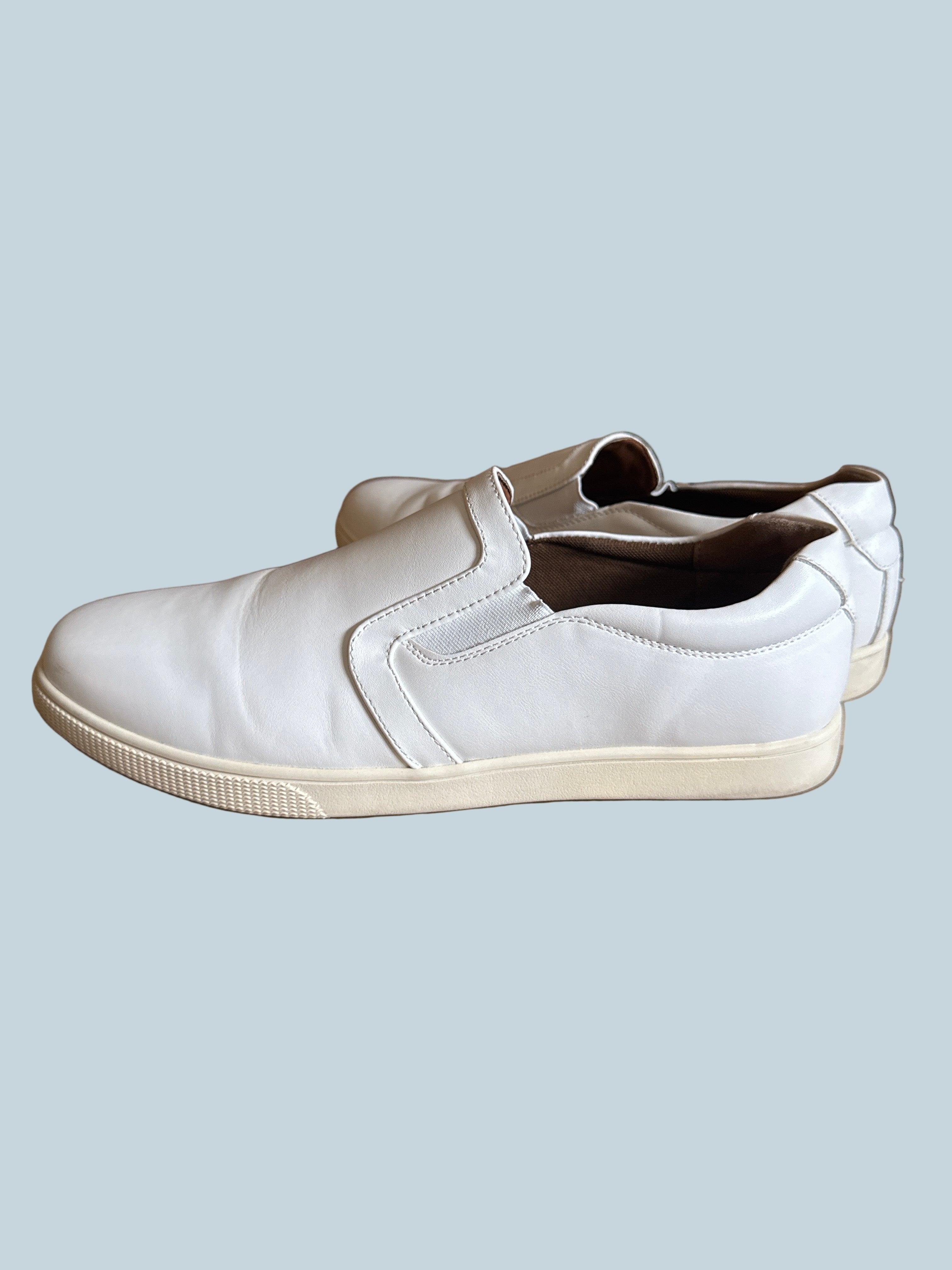 Jousen Men Slipon Casual Sneakers. Secondhand. Size 13