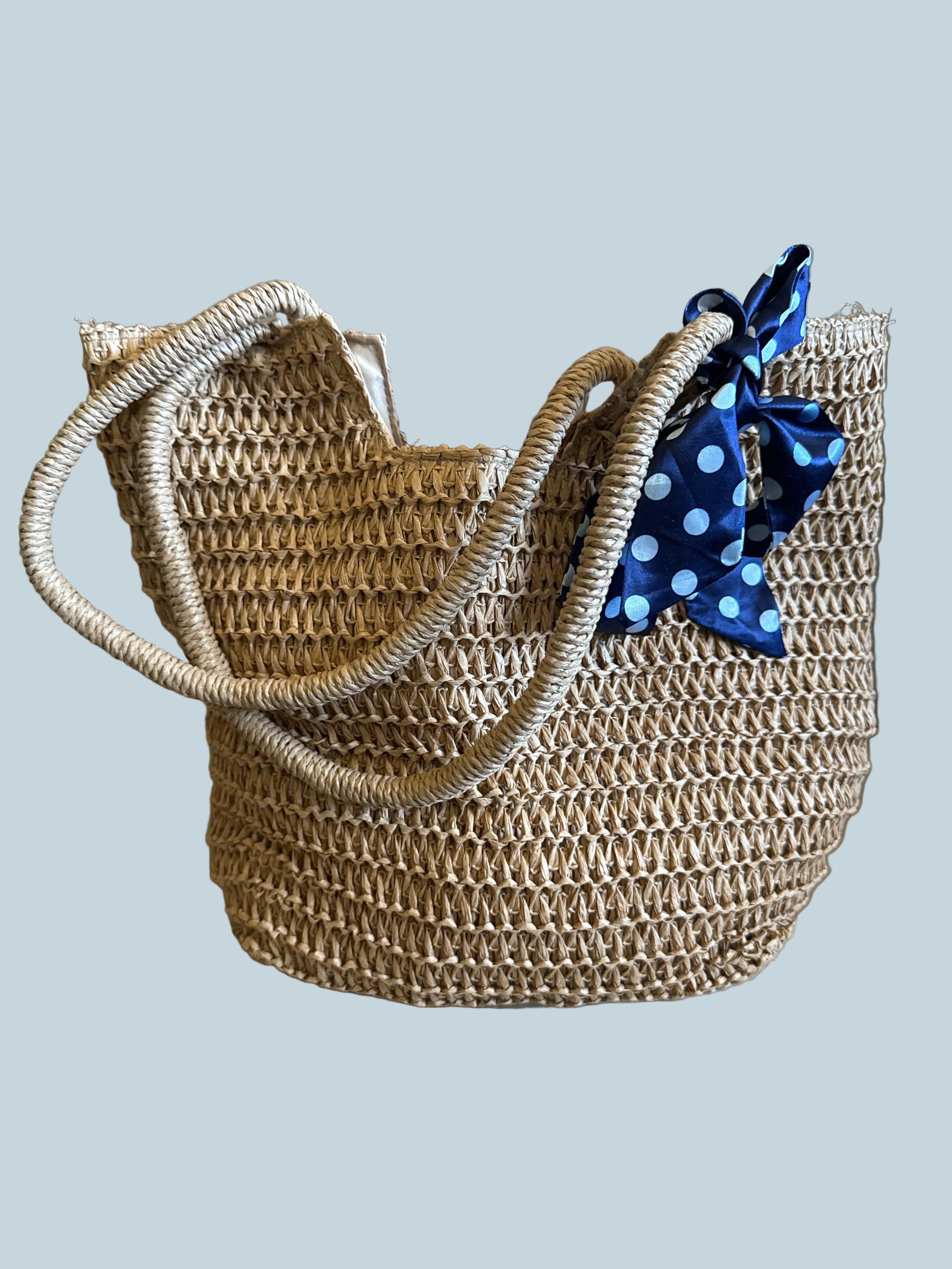 Woven Straw Tote Bag. Medium