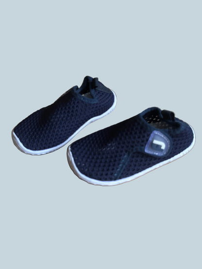 Kid Boys Water Shoe. LikeNew. Toddler Size 9