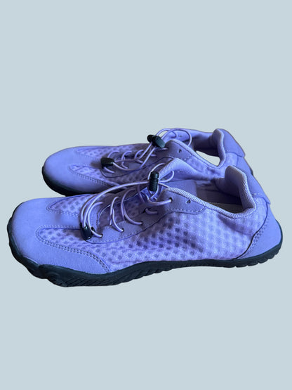 Men Women Barefoot Lace Up Athletic Water Shoe. Like New. Size 38