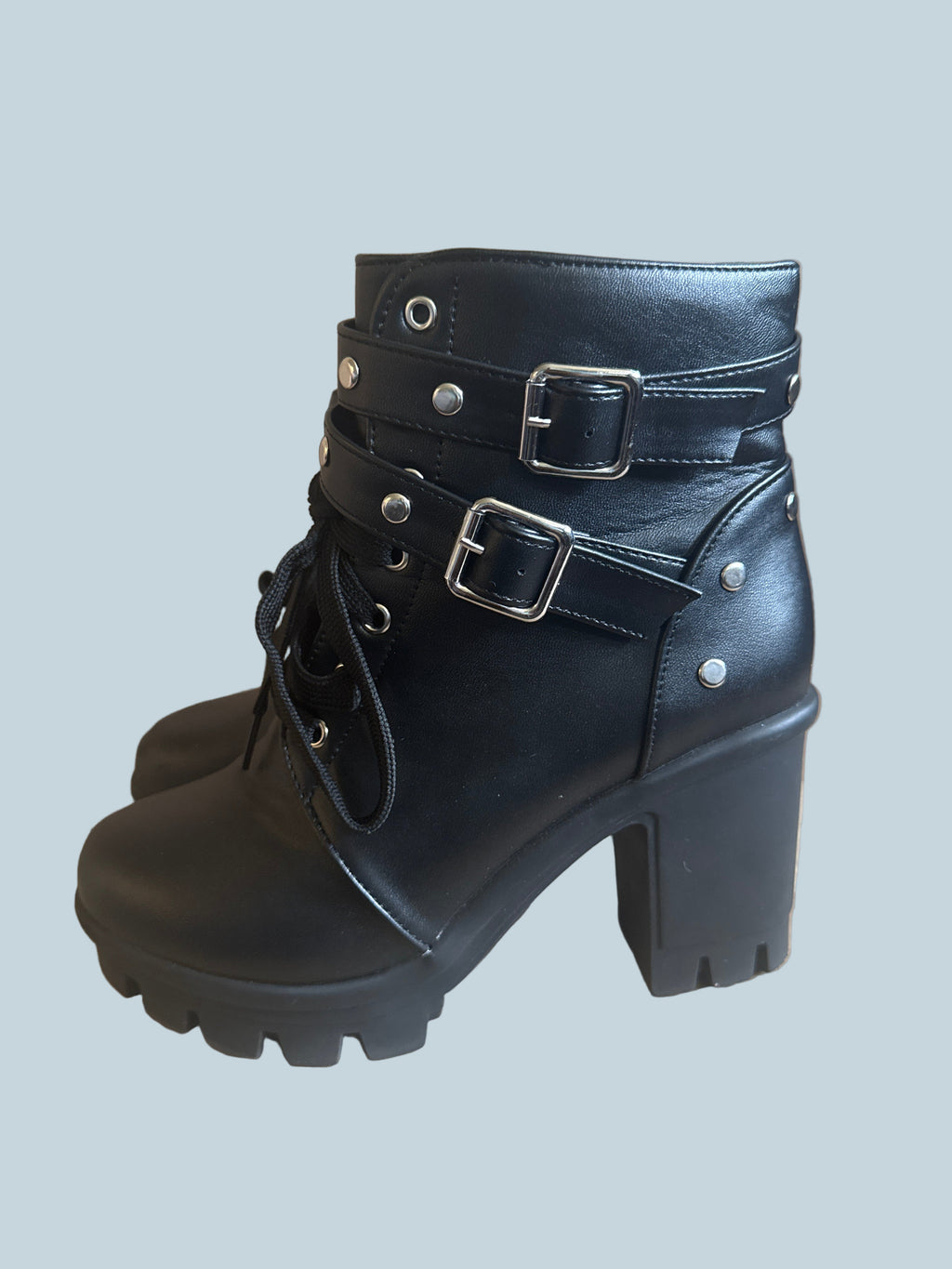 Women Ankle boot. Secondhand. Size 39