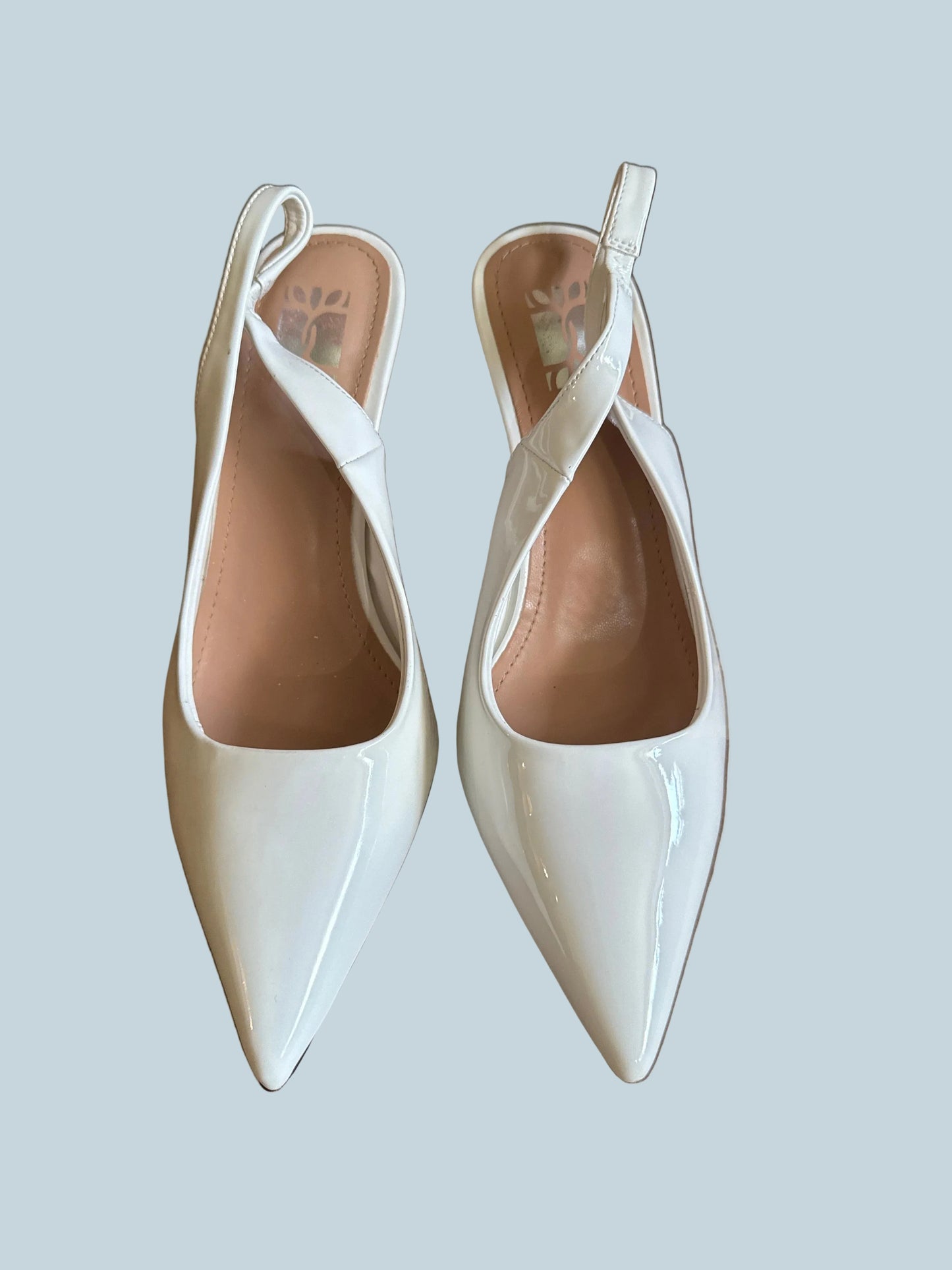 Women Heeled Slingback Pump. Like New. Size 6