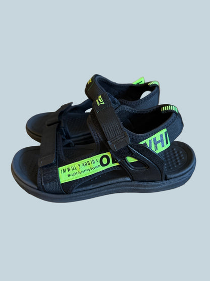Men Sports Shoe Sandals. Like New. Size 39