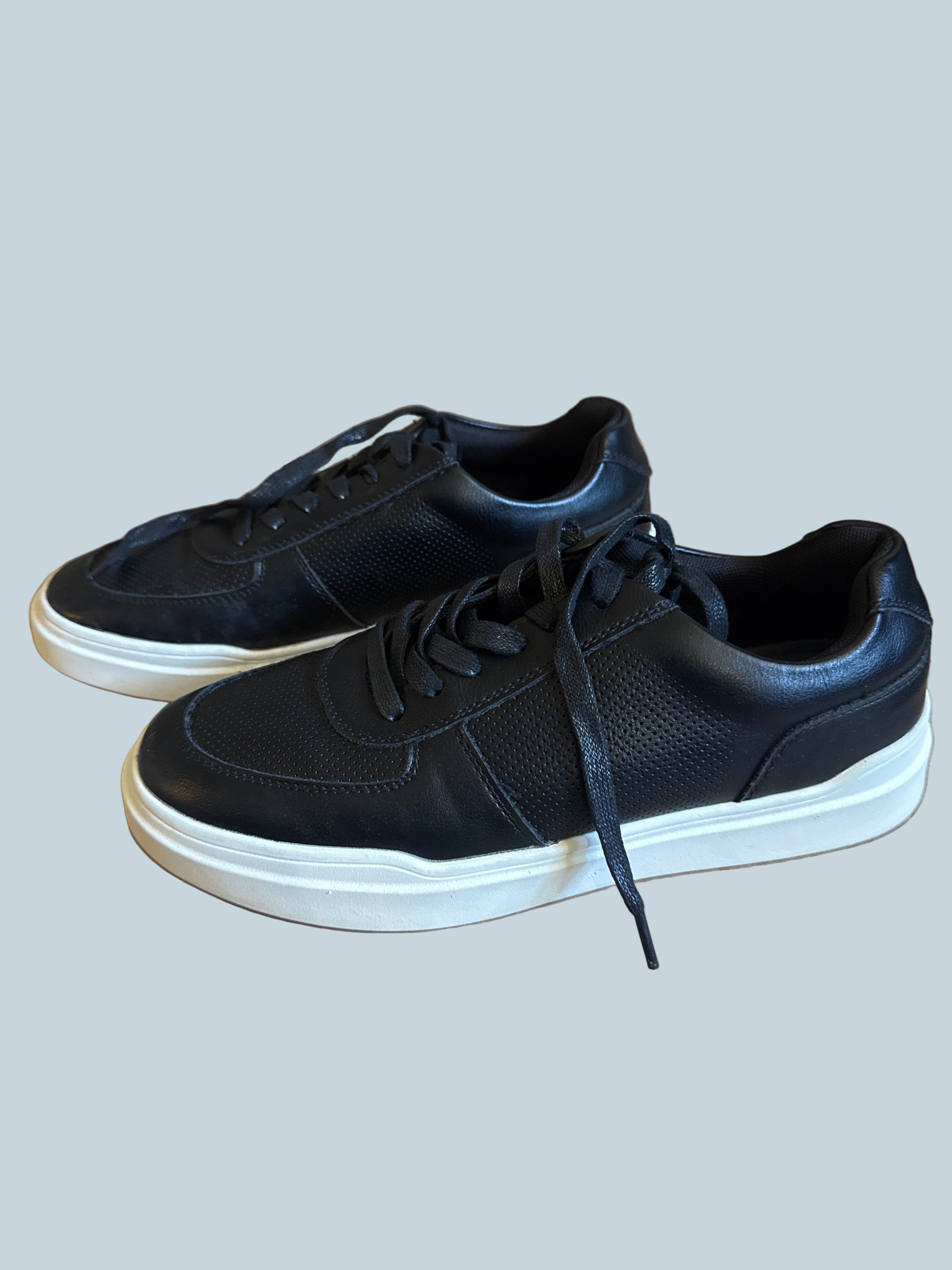 Bruno Marc Men Casual Shoe Sneakers. Secondhand. Size 8