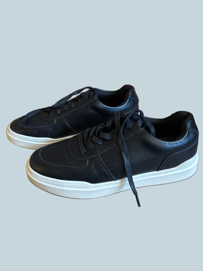 Bruno Marc Men Casual Shoe Sneakers. Secondhand. Size 8