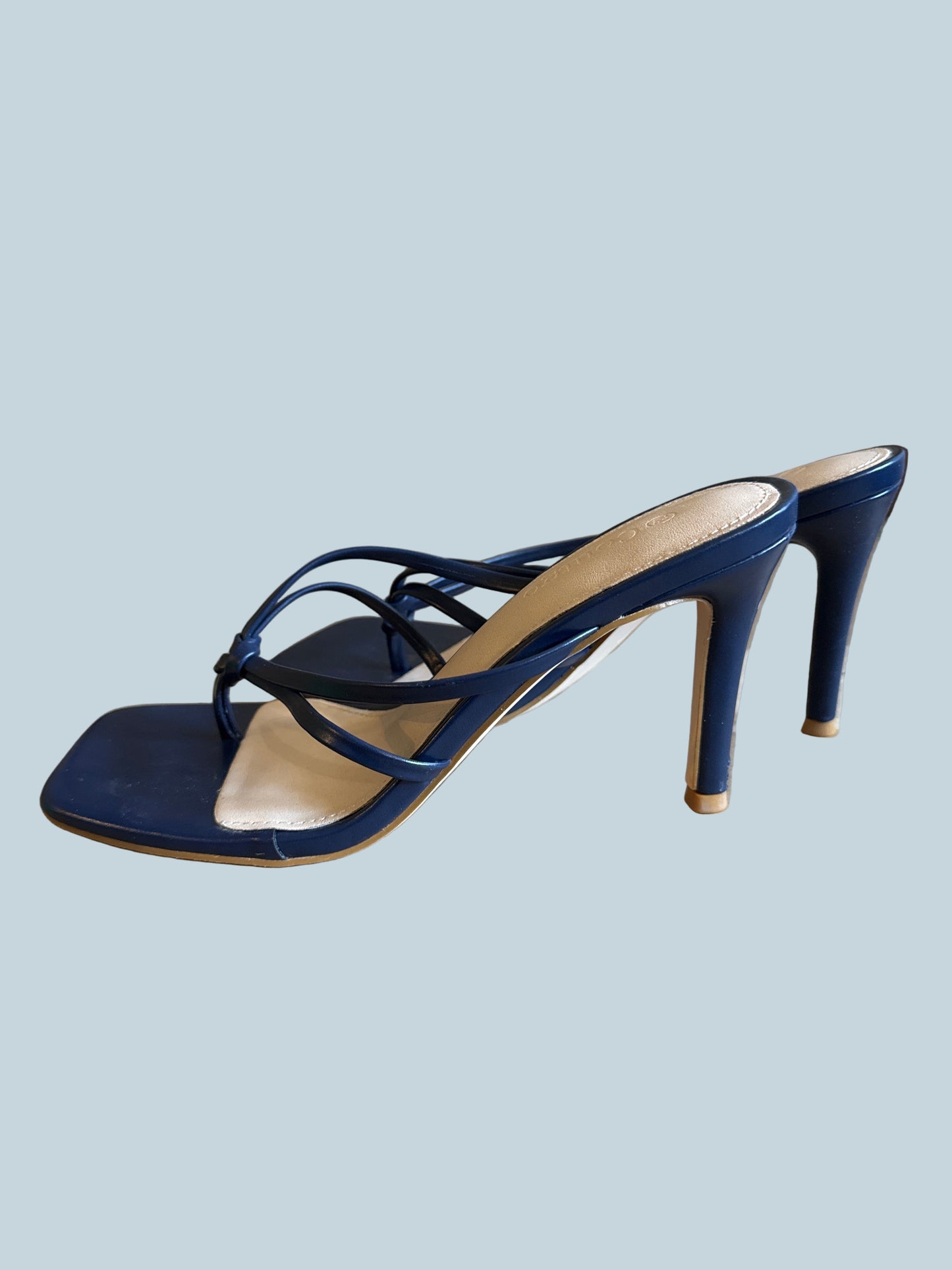 Coutgo Women Heeled Slide Shoe Sandals. Secondhand. Size 7.5