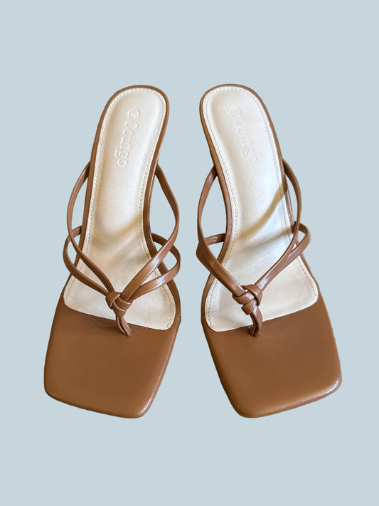 Coutgo Women Heeled Slide Sandals. Like New. Size 7.5