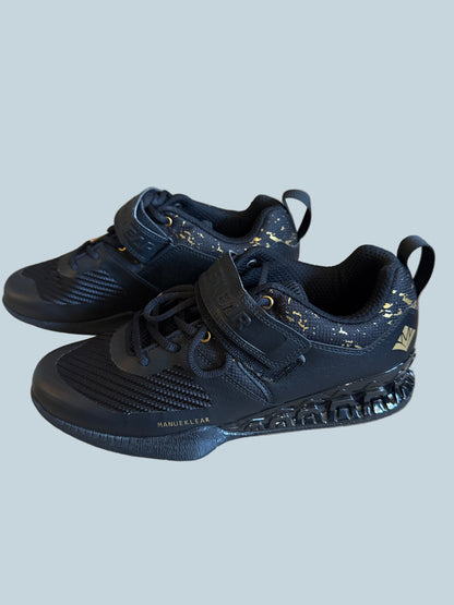 ManueKlear Men Women Fashion Shoe Sneakers. Like New. Size 11