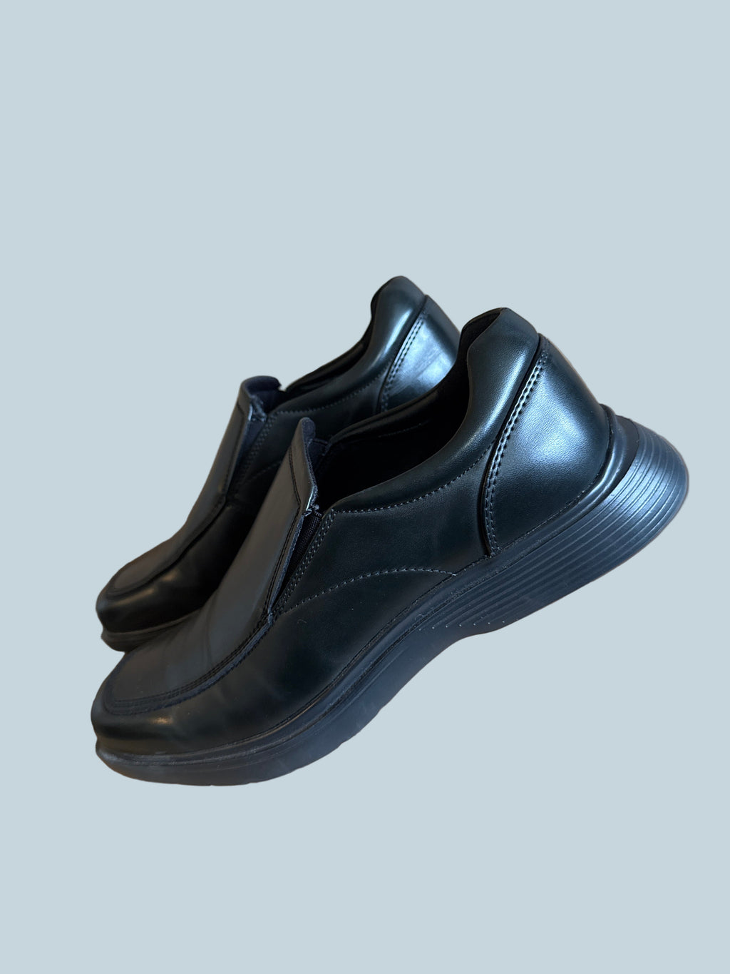 Bruno Marc Men Slipon Dress Shoe. Like New. Size 8.5