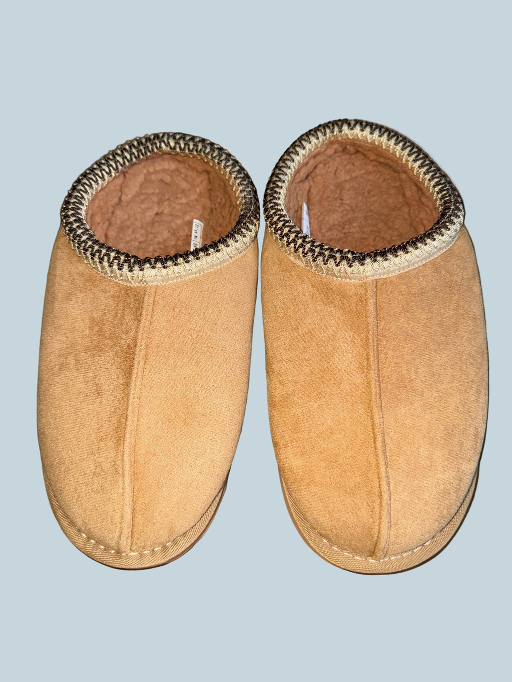 Even foam Men Women Slipon Shoe Slippers. Like New. Size 9