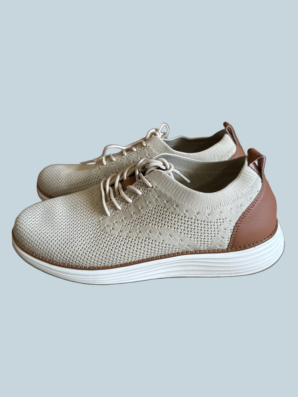 Vilocy Men Casual Sneakers. Like New. Size 43