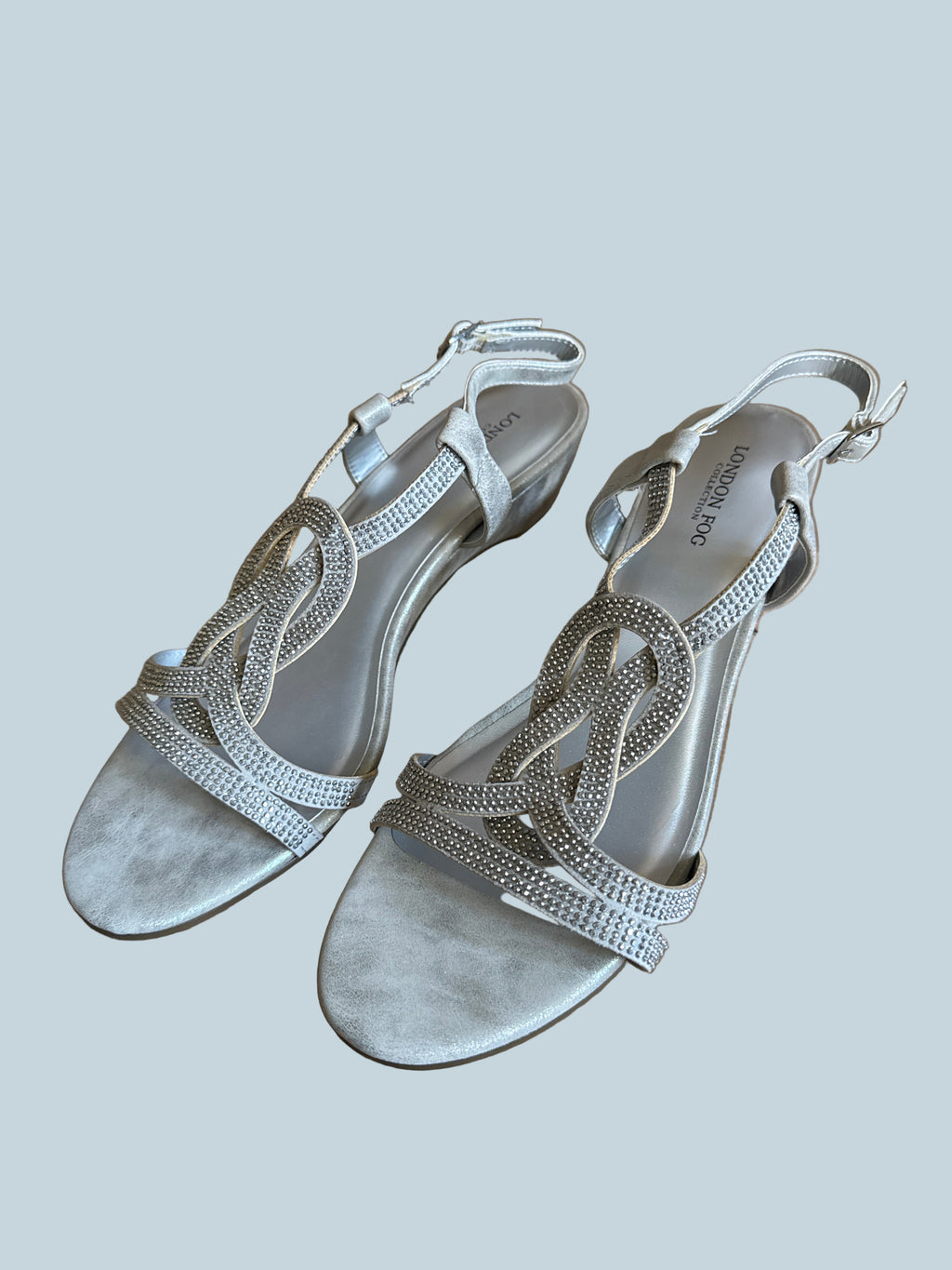 London Fog Women Low Wedge Shoe Sandals. Like New. Size 10