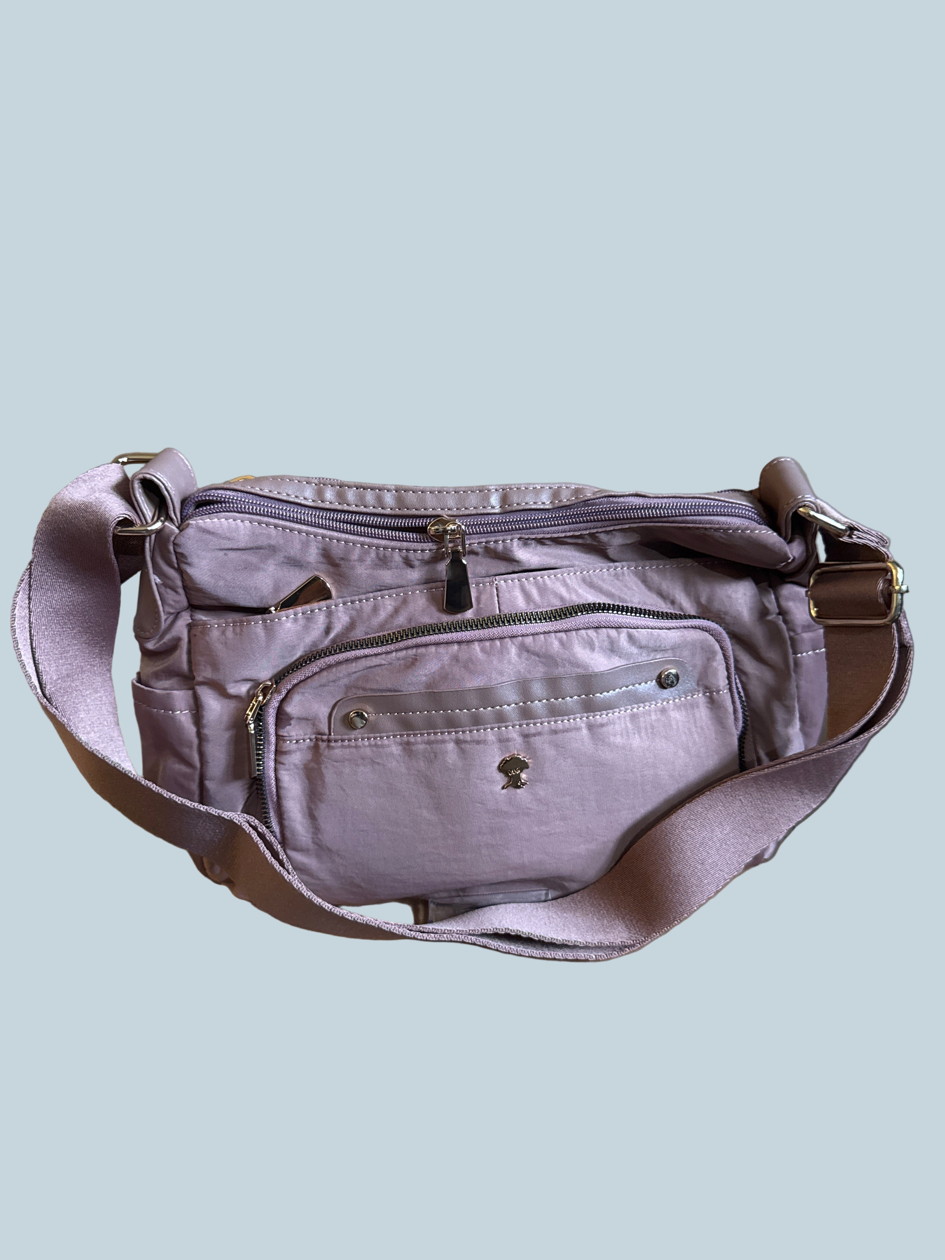 Esuan Crossbody Bag. Like New