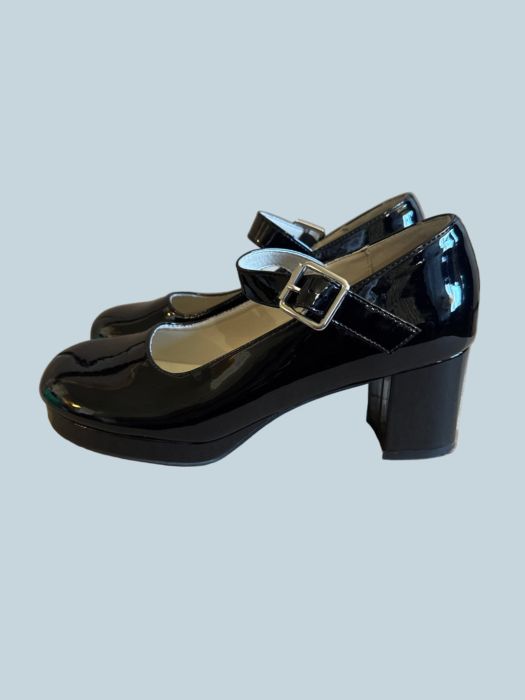 Secondhand. Women Ankle Stap Heeled Pump Shoe. Like  New. Size 8.5