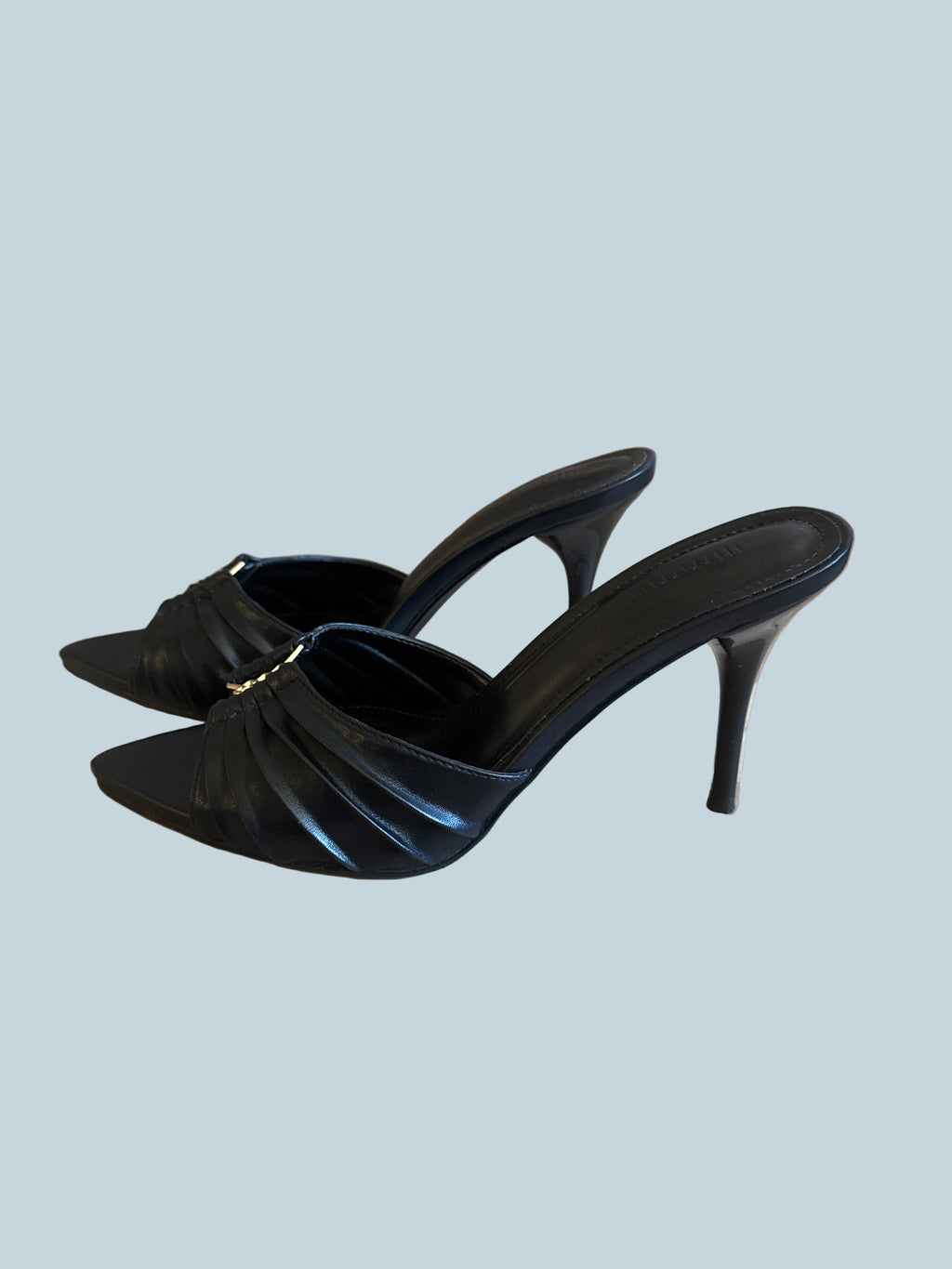 iiimmu Women heeled Slide sandals. Secondhand. Size 7.5