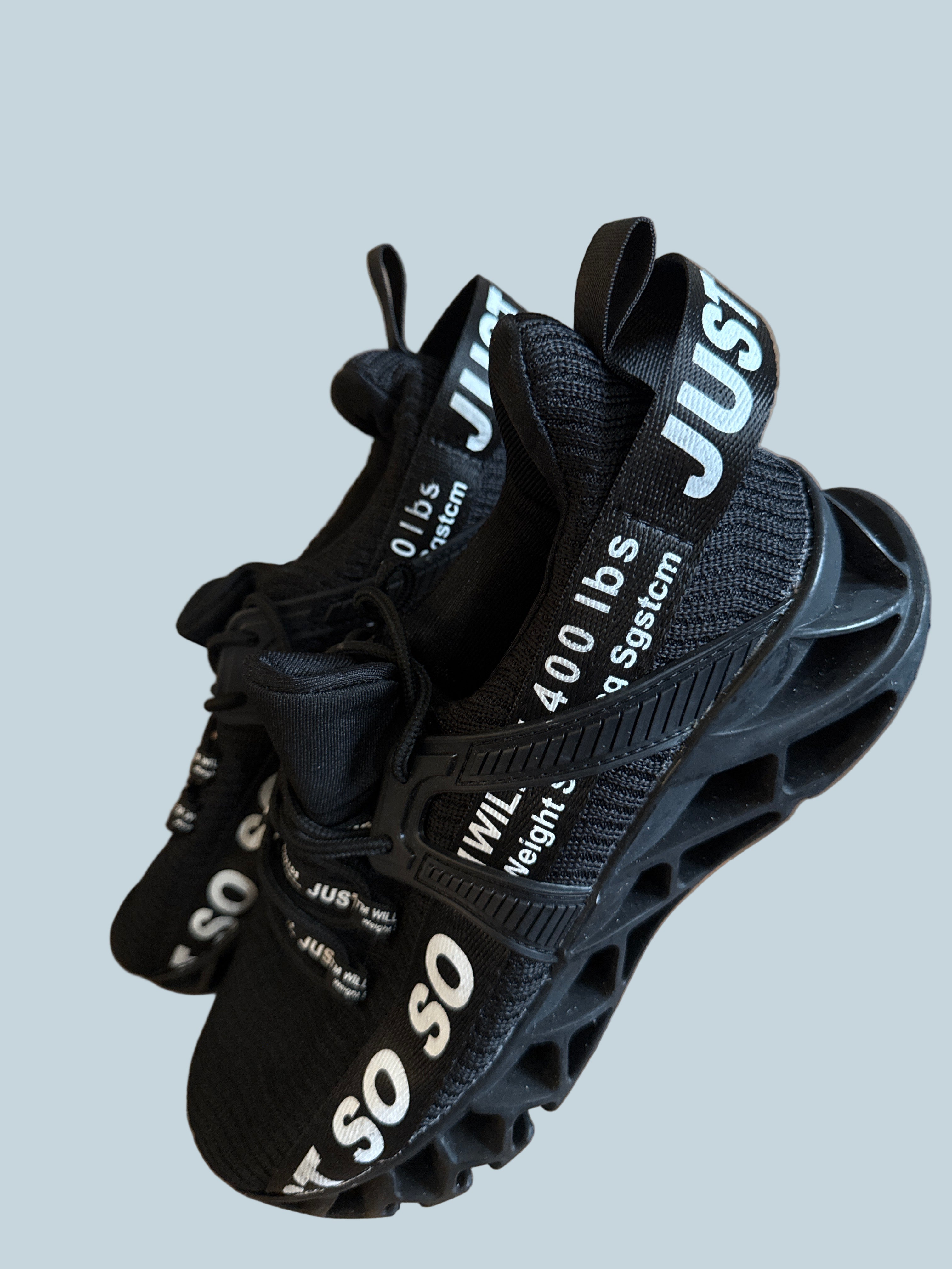 Just so so. Men Women Safety Shoe Sneakers. Like . Size 7