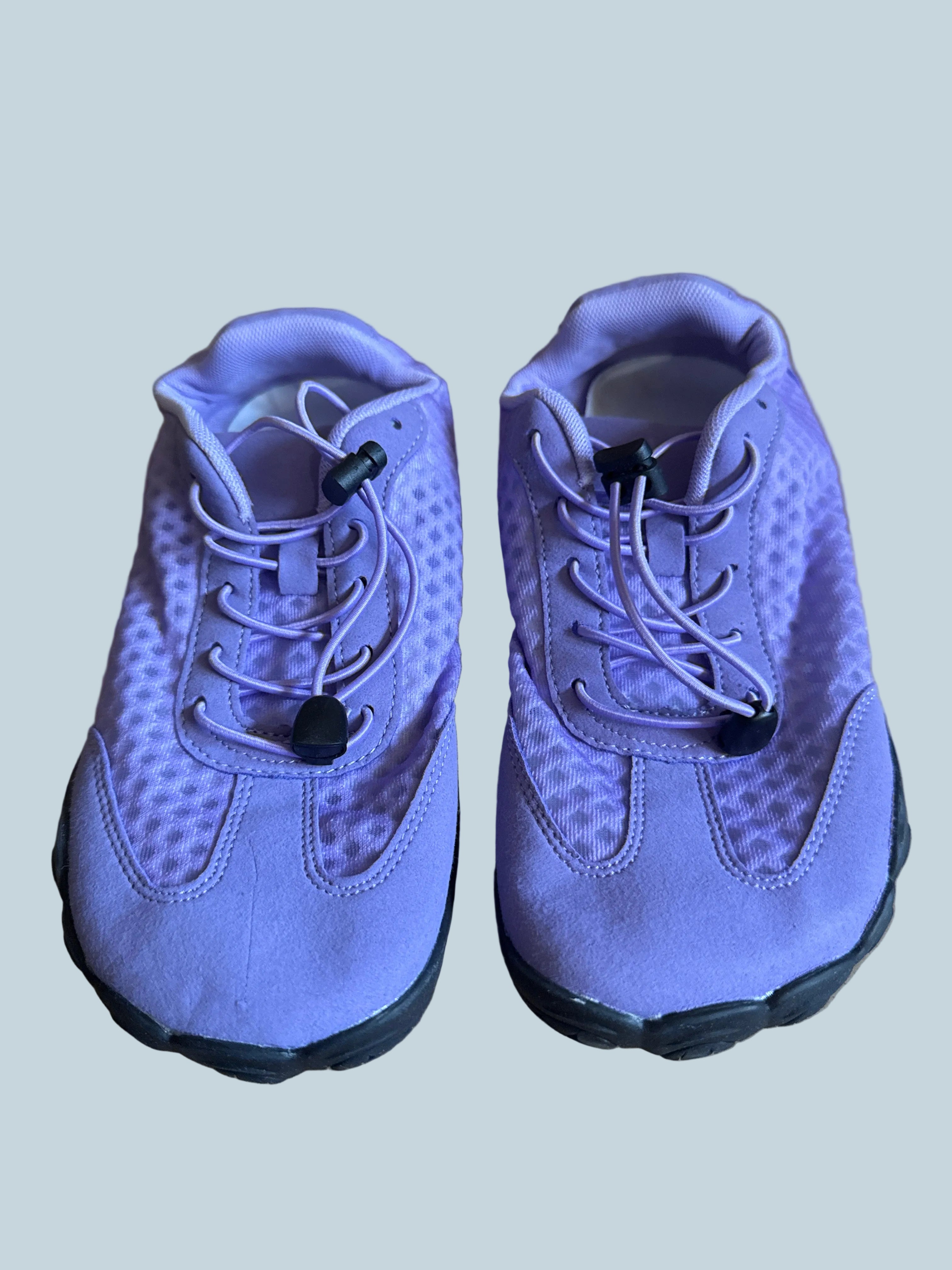 Women Barefoot Lace Up Athletic Water Shoe. Like New. Size 38