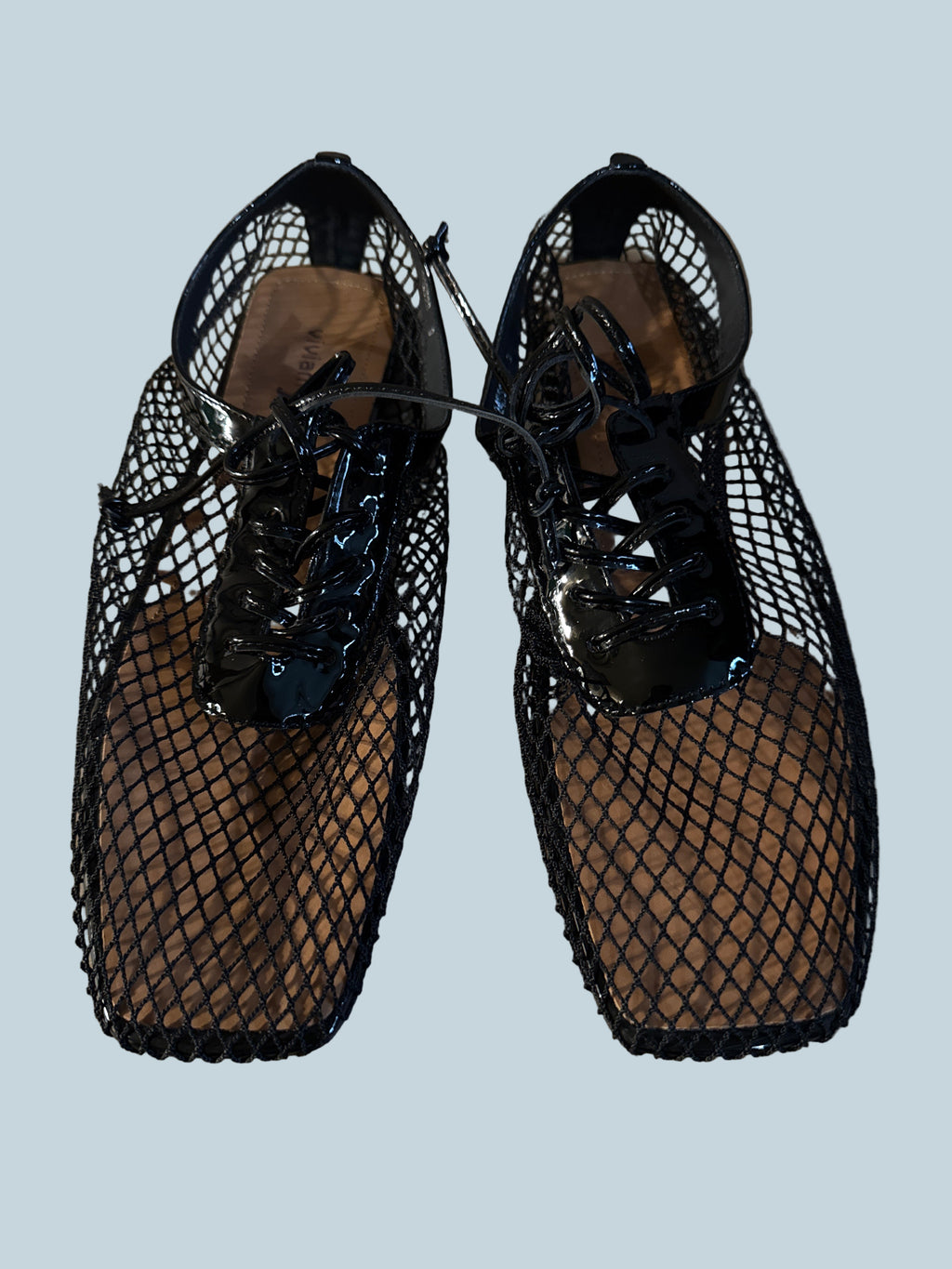 Vivian Women Mesh Net Flat Shoe. Like New. Size 9