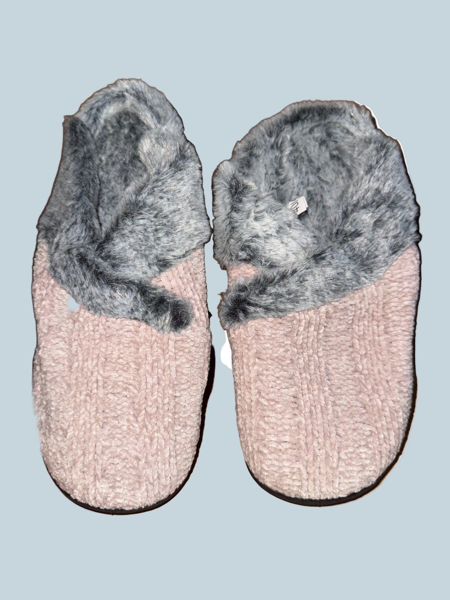 Homifem Men Women Cozy Slipon Shoe Slippers. Like New. Size 9