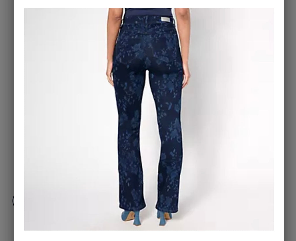 nicole by Nicole Miller Regular Classic Dream Denim Bootcut Jean. Leaf Print, Regular 8