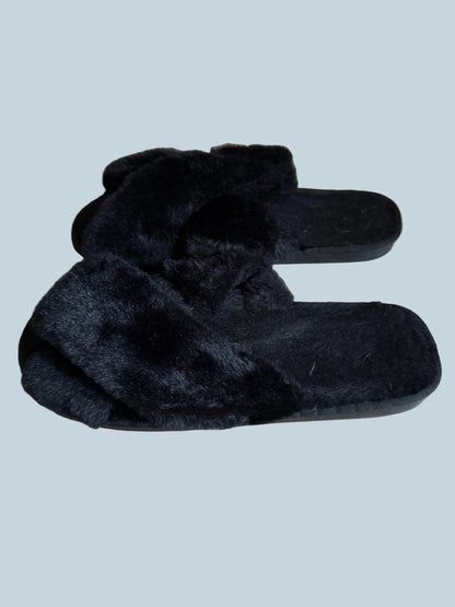 Women Slipon Shoe Slippers. Secondhand. Size 42