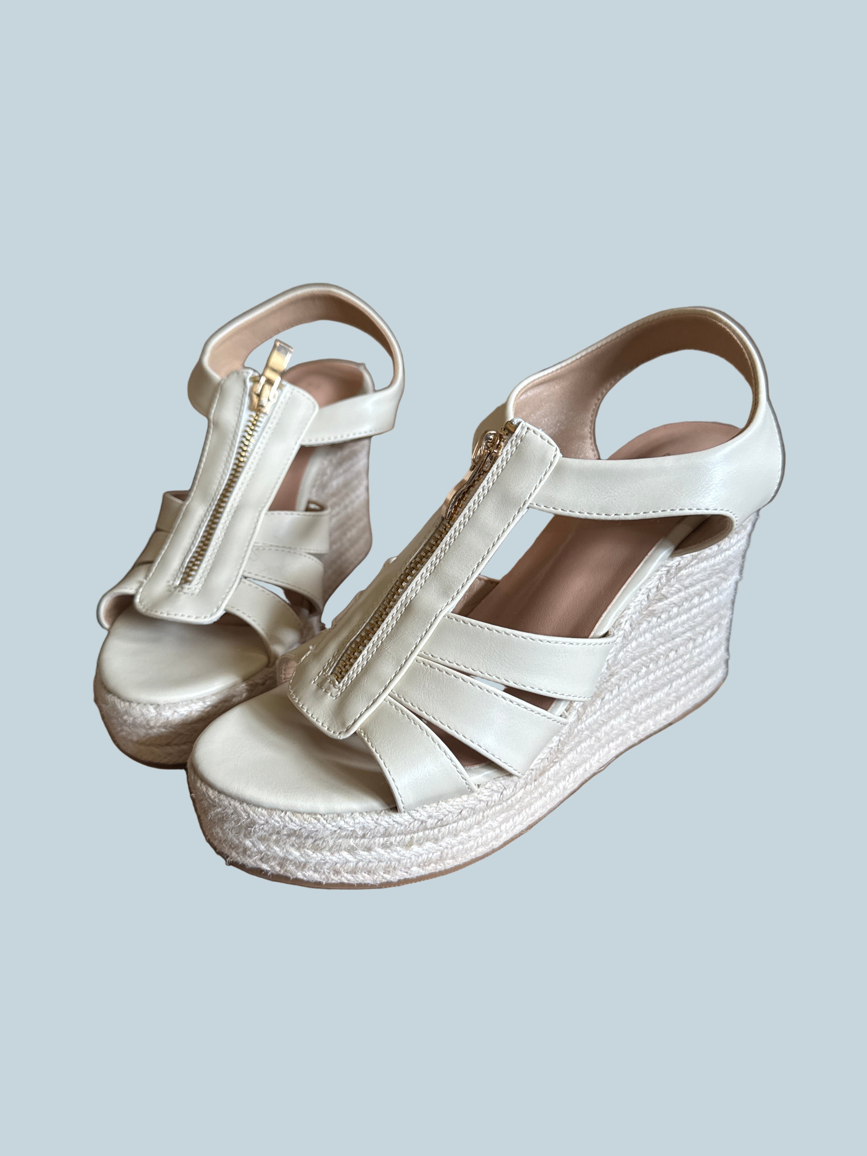 Zodyboer Women Espadrille Wedge Shoe Sandals. Like New. Size 37