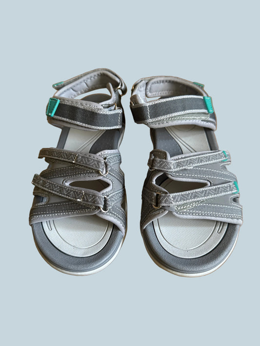 Tirra Men Hiking Shoe Sandals. Secondhand. Size 37