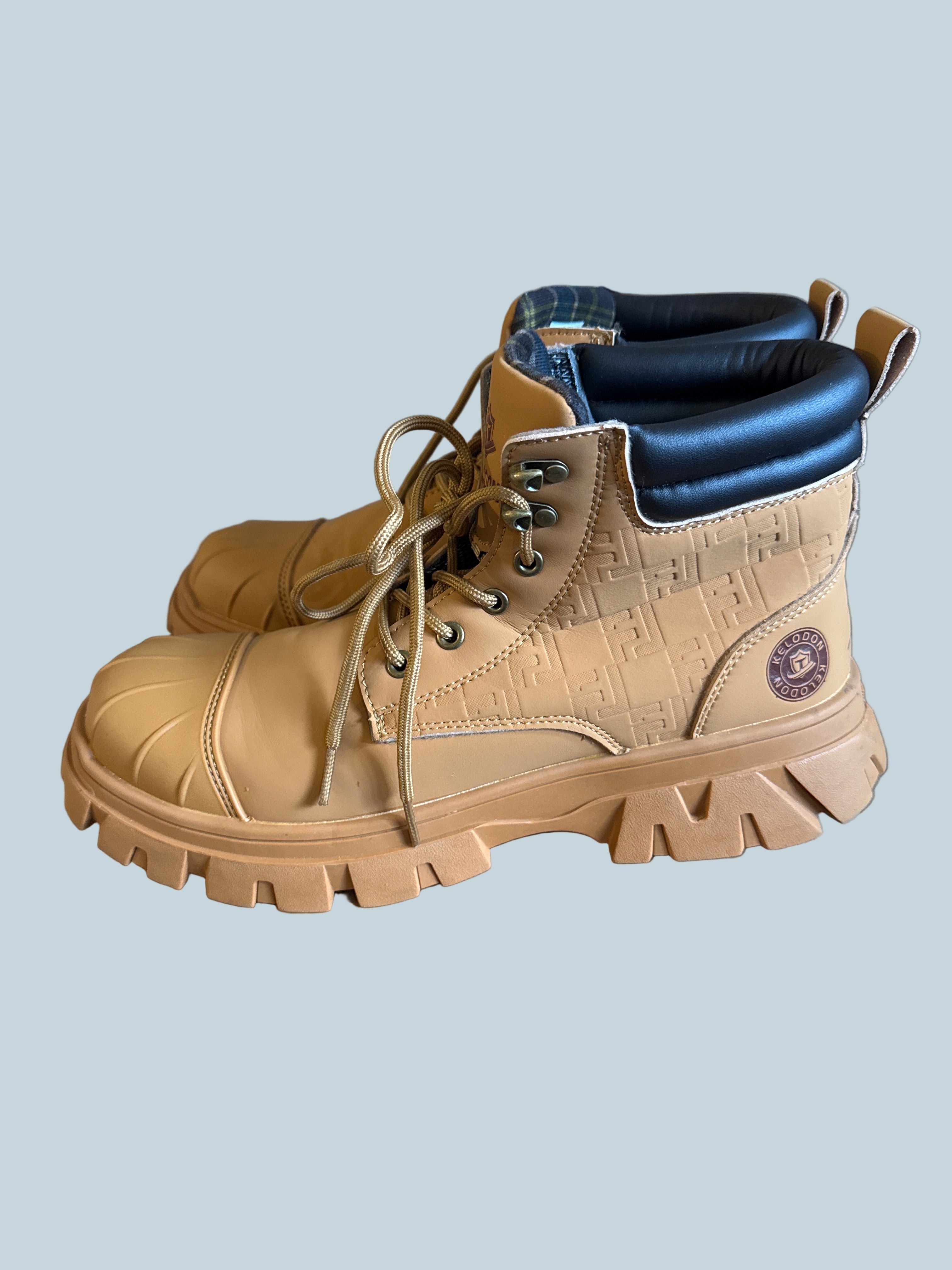 kelodon Men Safety Work Shoe. Like New. Size 11