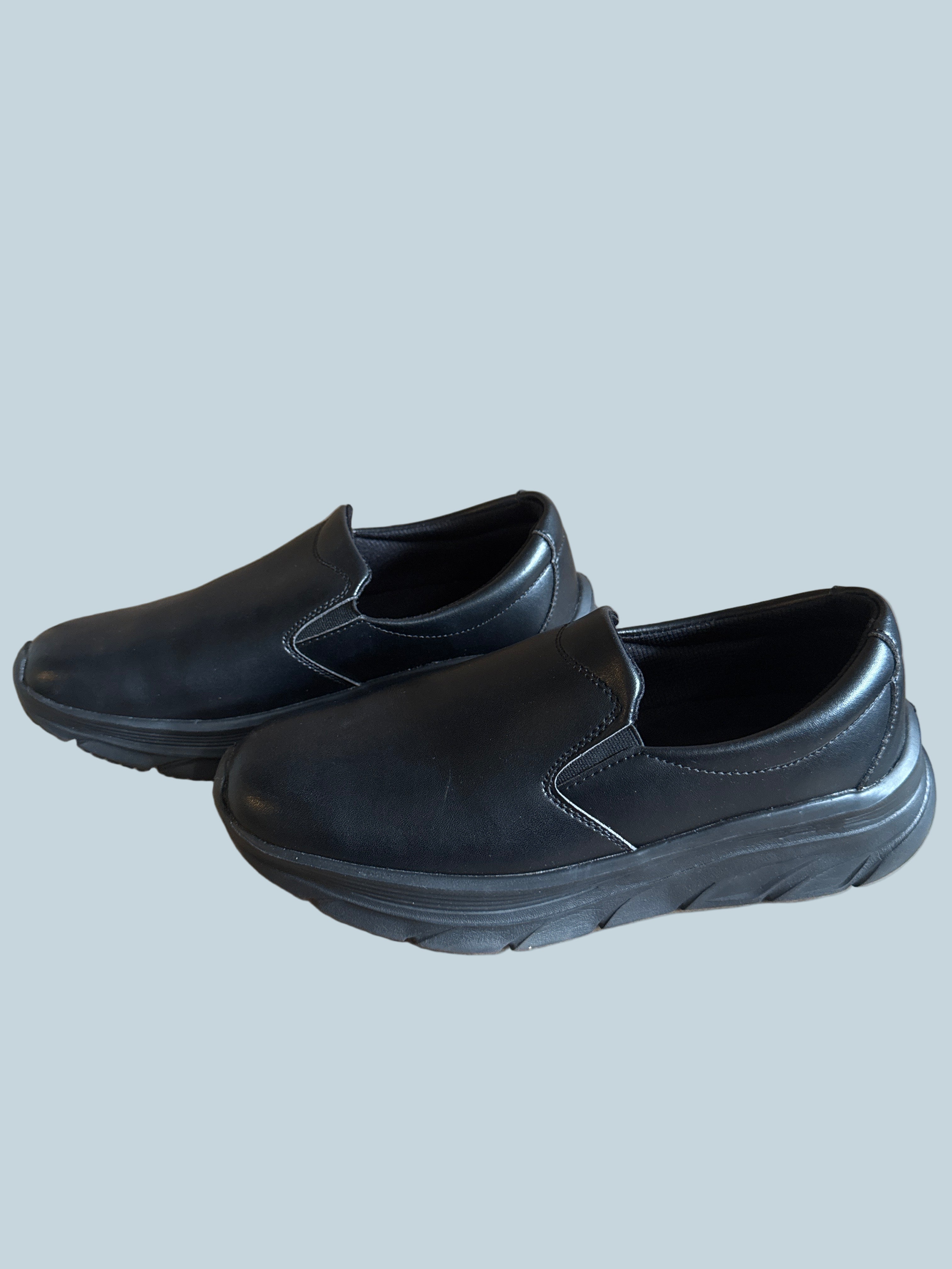 Hawkwell Bliss Style Men Walking Shoe. Like New. Size 7