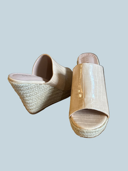 Allegra K Women Espadrille Wedge Slide Shoe Sandals. Like New. Size 8