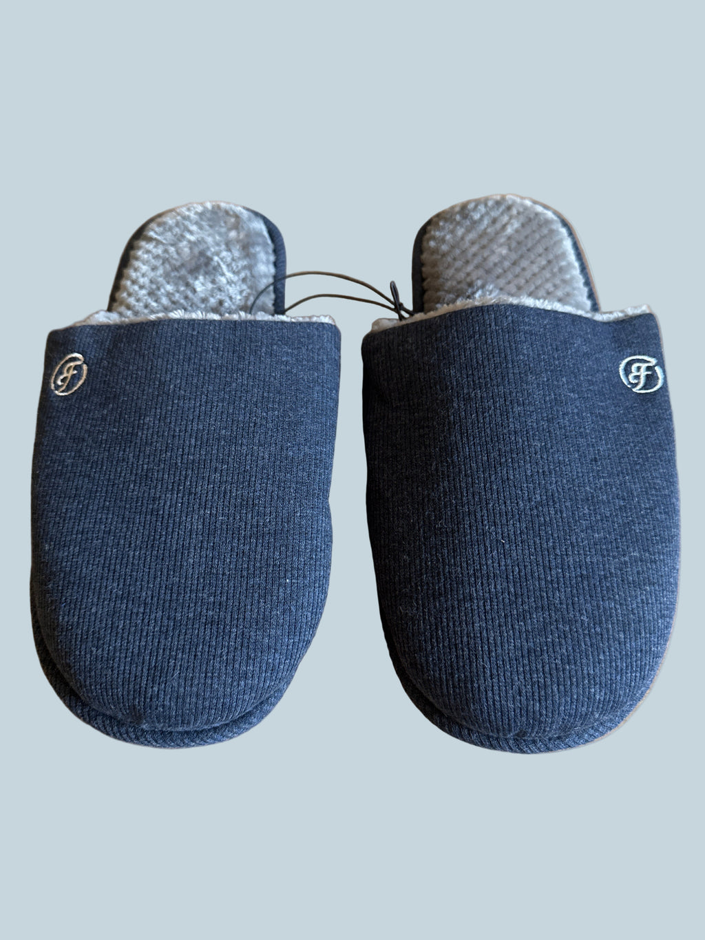 Evenform Men Slipon Shoe Slippers. Like New. Size 42-43