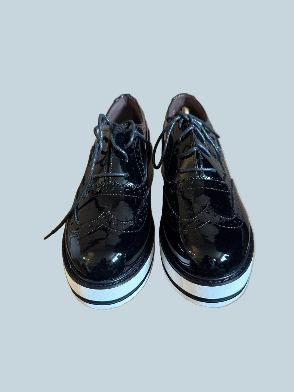 Dream Pairs Women Dress Shoe. Like New