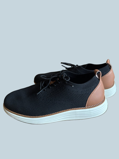 Vilocy Men Casual Walking Shoe. Like  New. Size 44