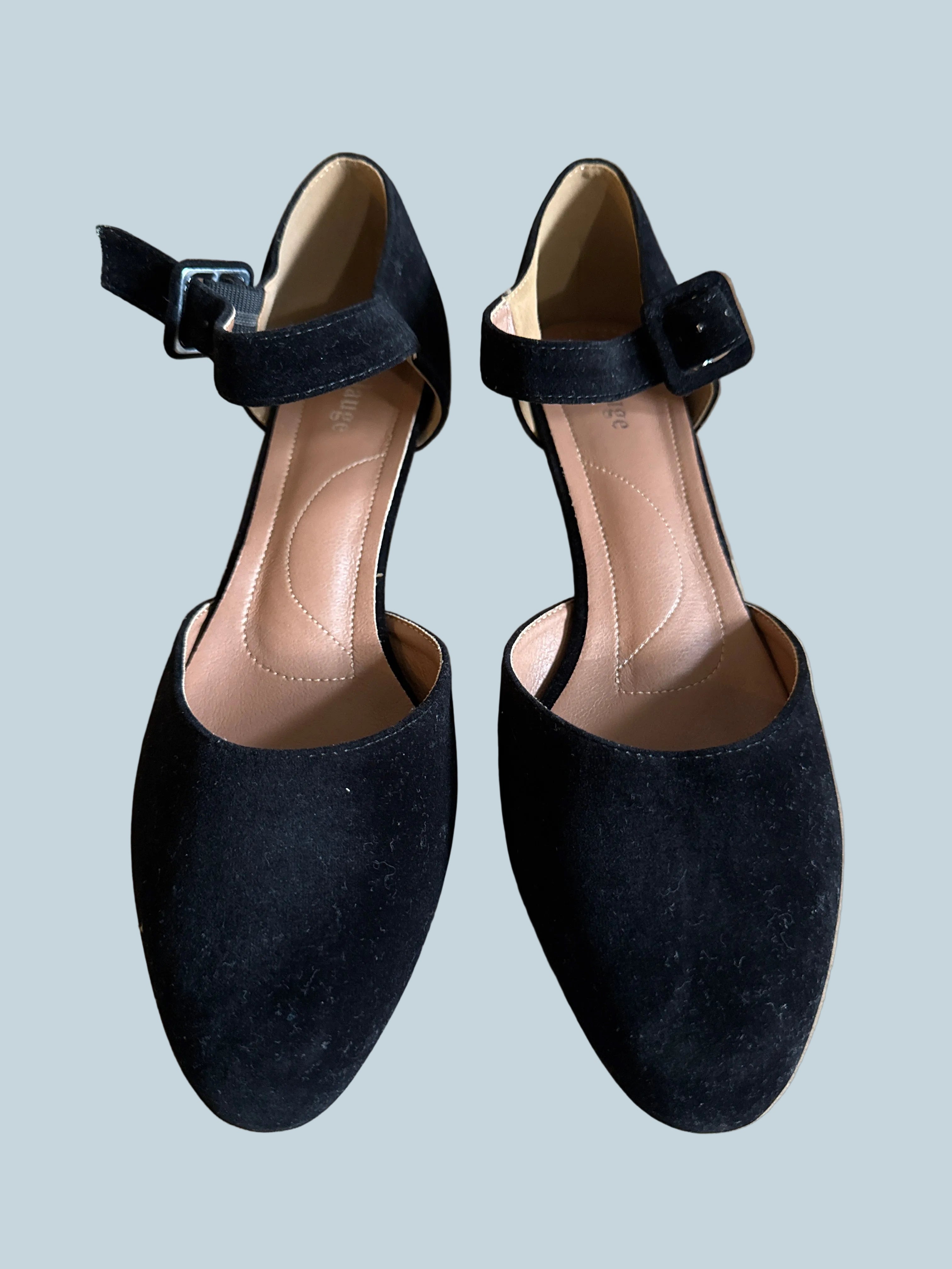 Enelauge Women Block Heeled Pump Shoe. Secondhand. Size 46