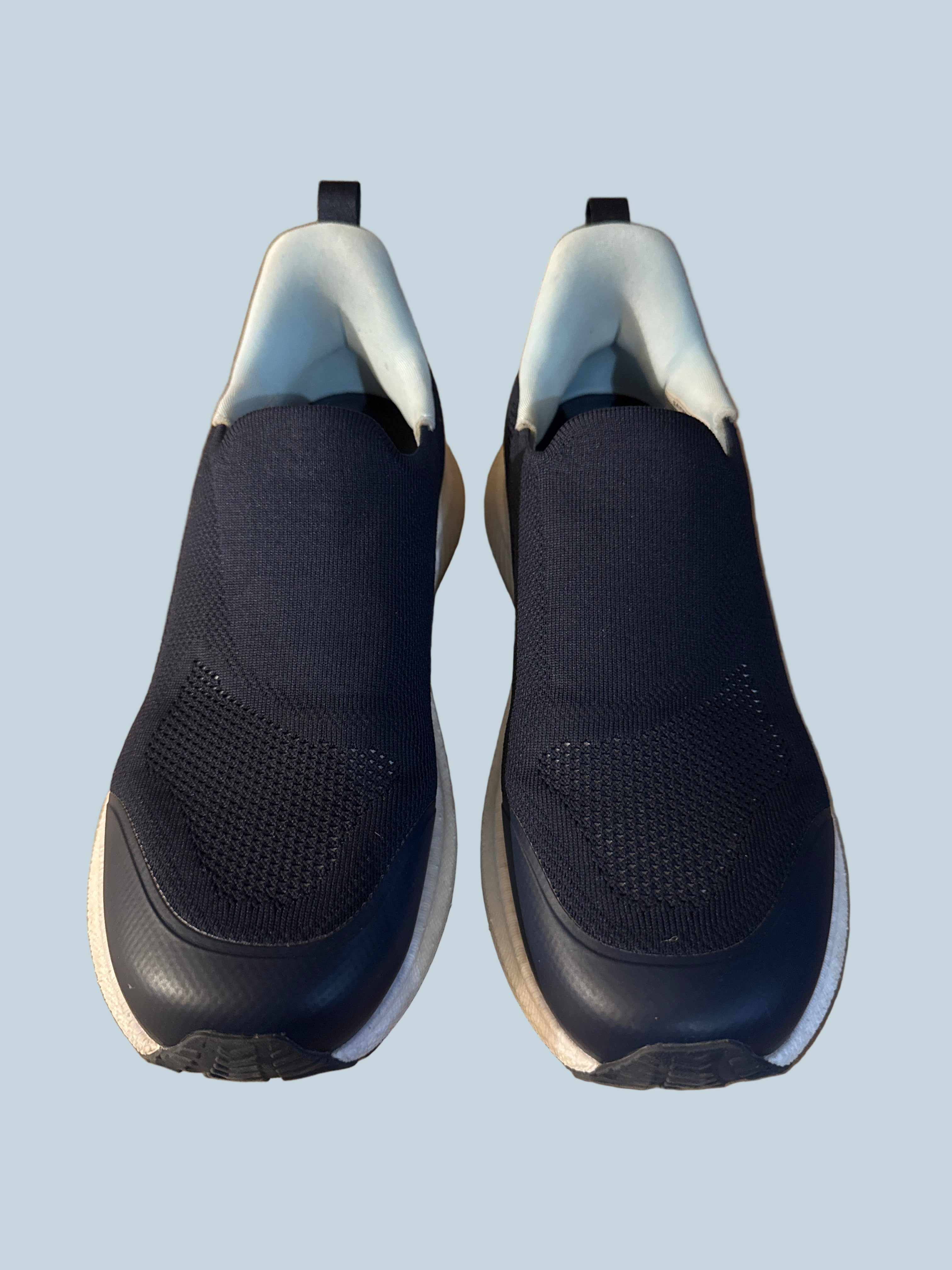 Allswifit. Women Slip-on Walking Shoe. Like New. Men Size 9