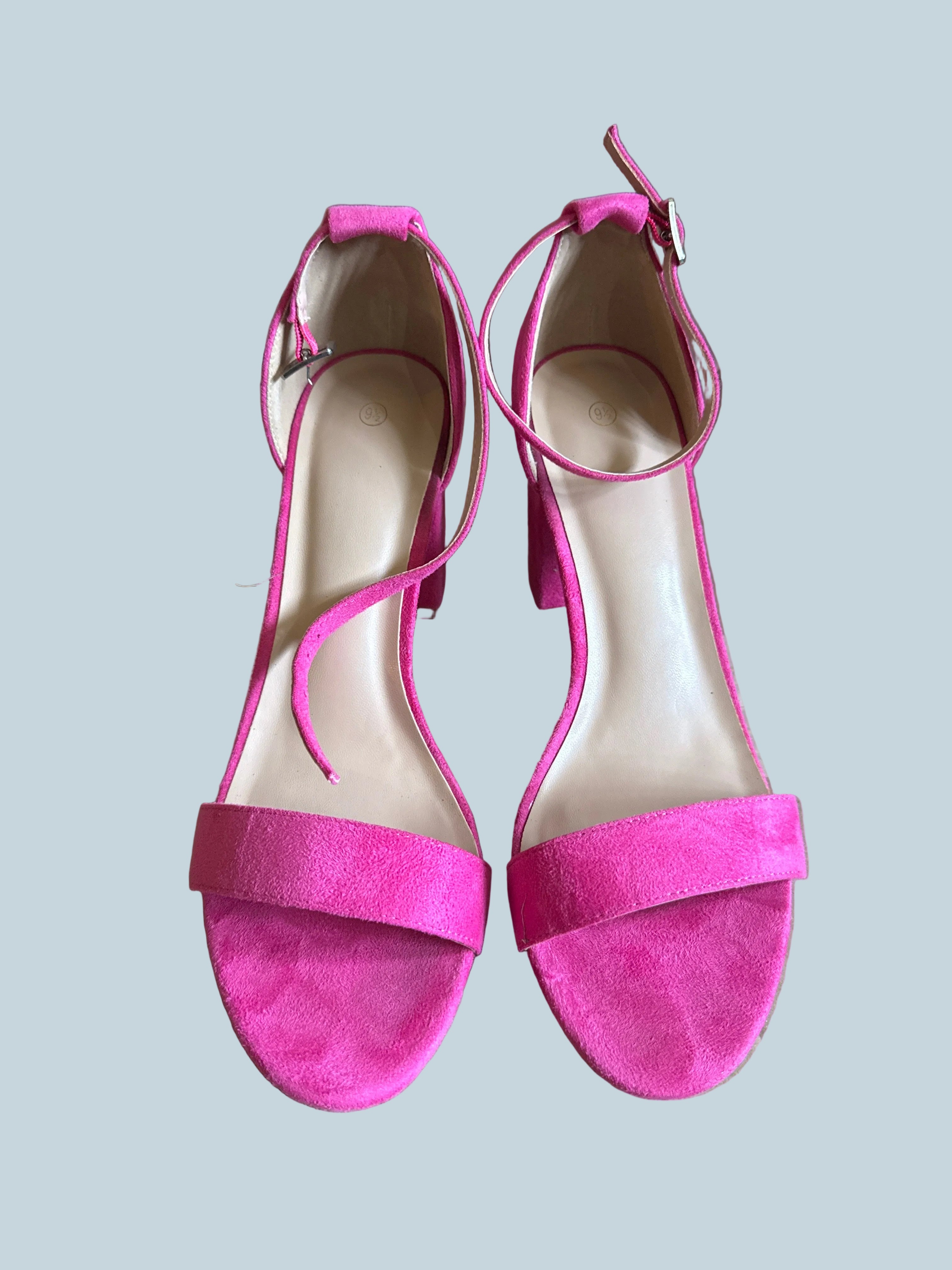 Oasis Women Heeled sandals. Like New. Size 9.5